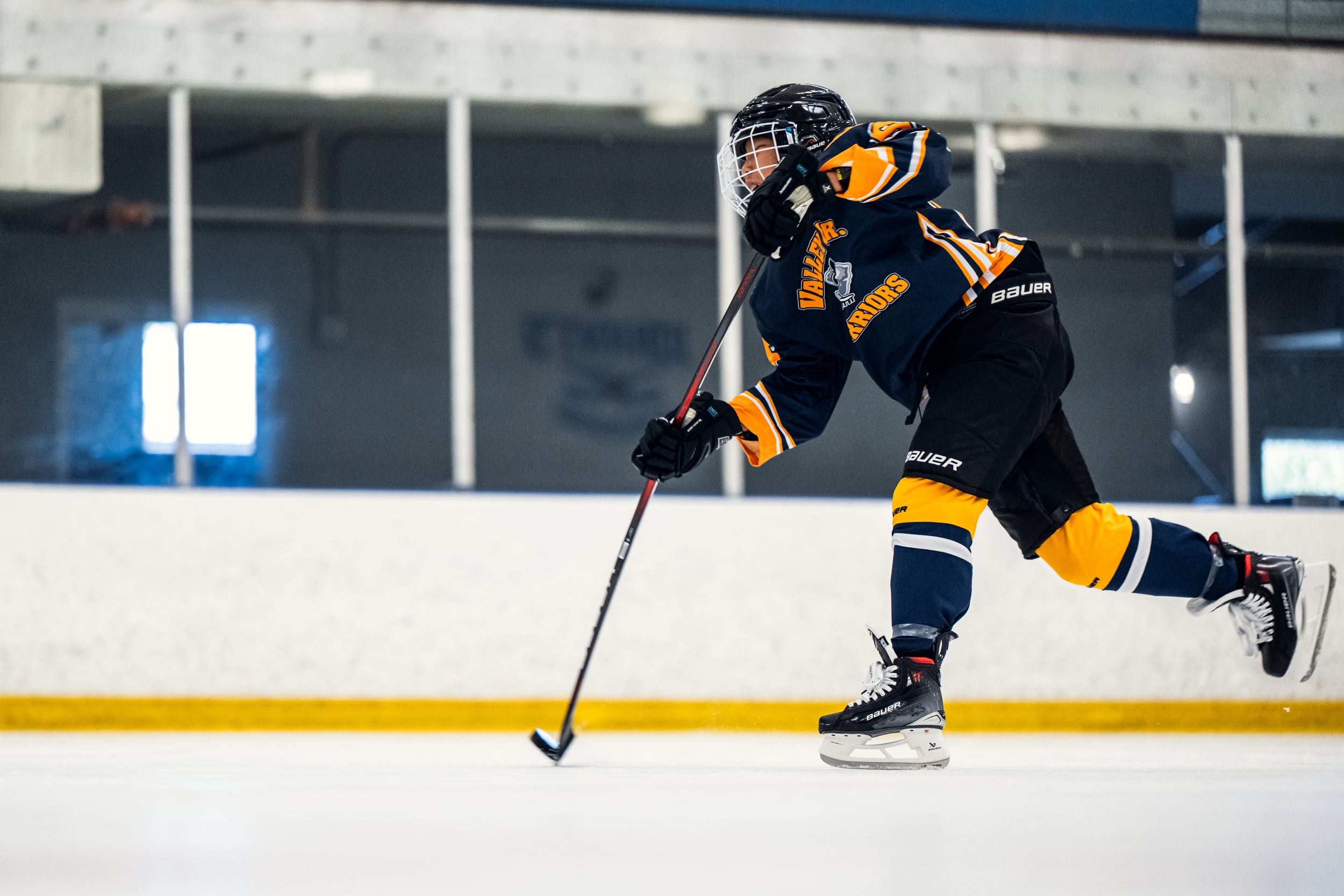 Bauer Vapor X5 Pro Intermediate Hockey Skates (No Steel)