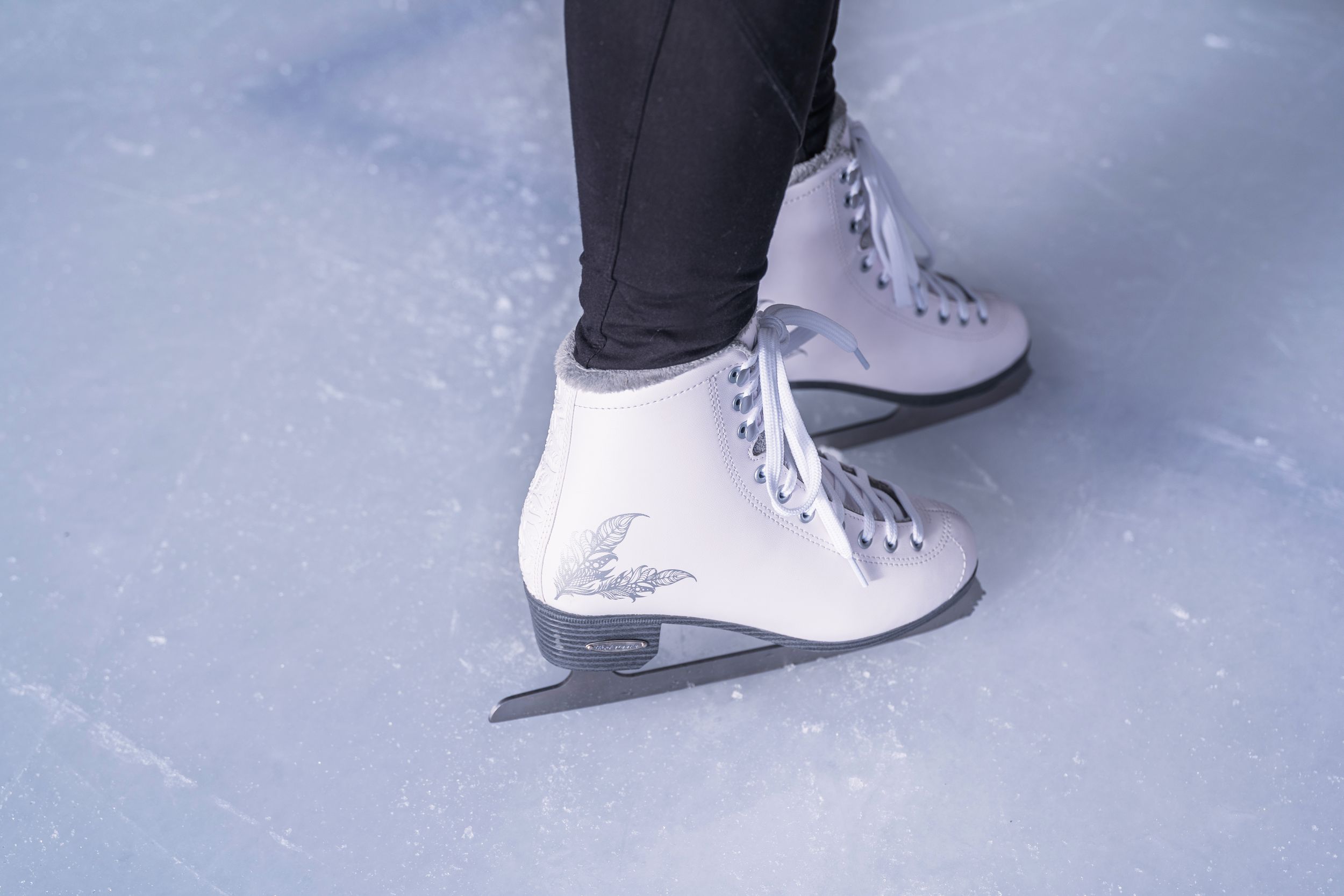Bladerunner Aurora Figure Skates - White