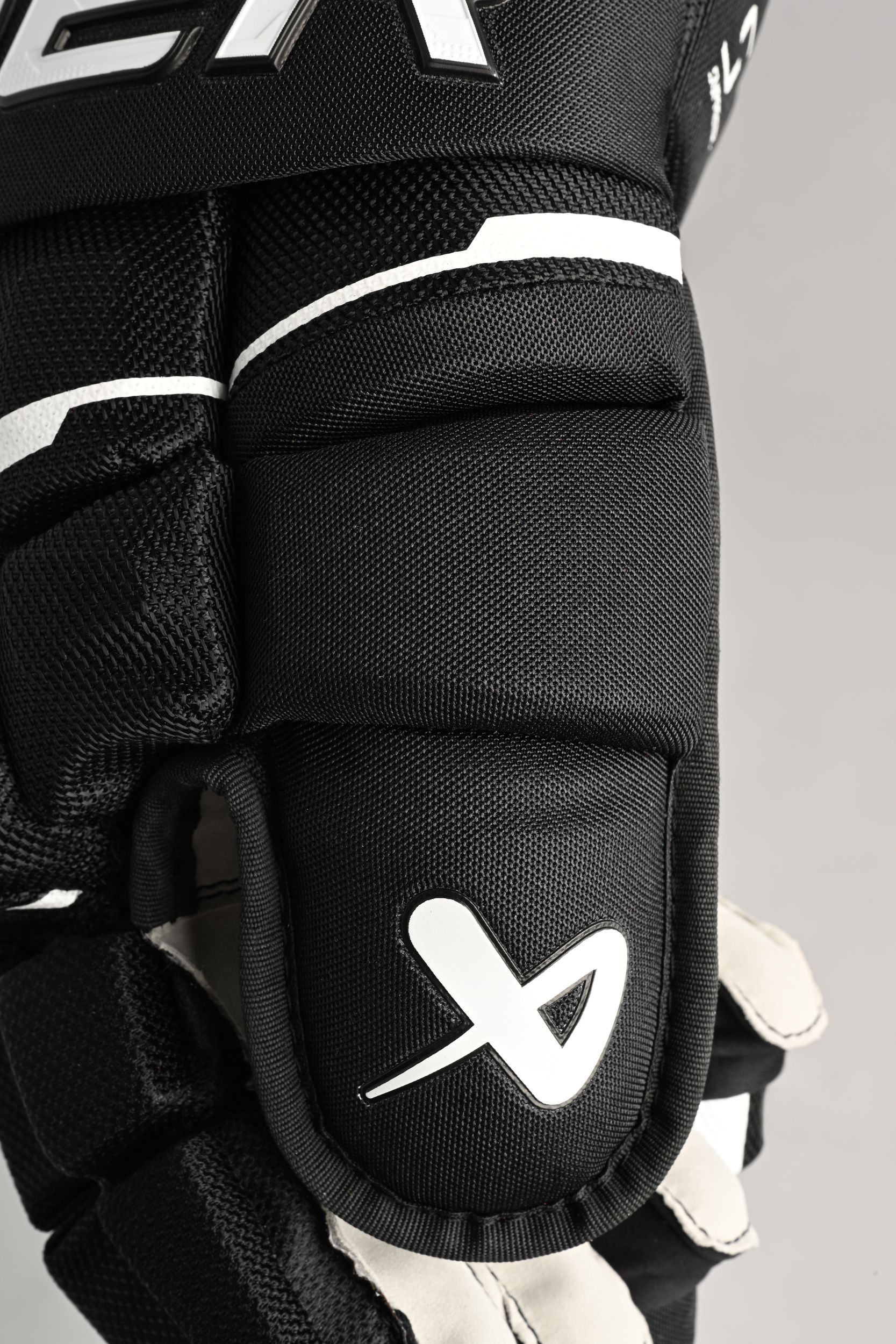 Bauer Supreme Mach Senior Hockey Gloves