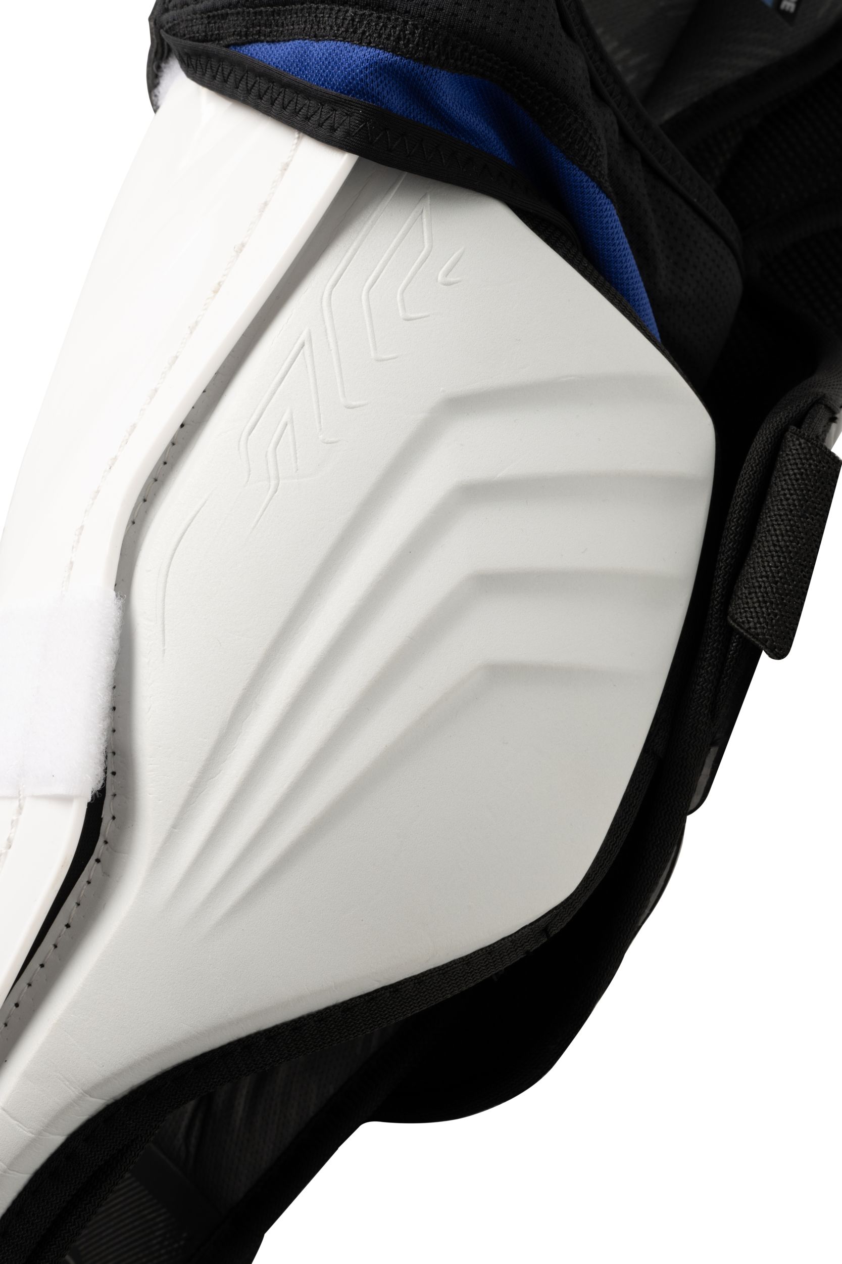 Bauer Vapor Flylite Intermediate Shin Guard