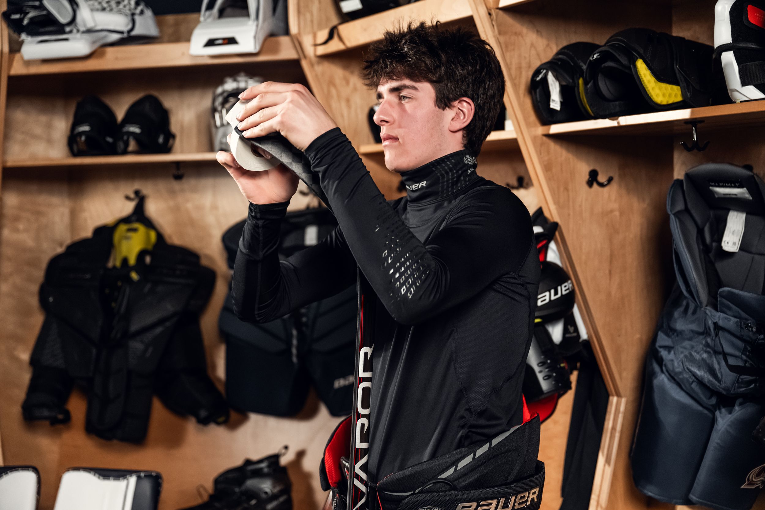 Bauer Long Sleeve Neck Protect Senior Base Layer