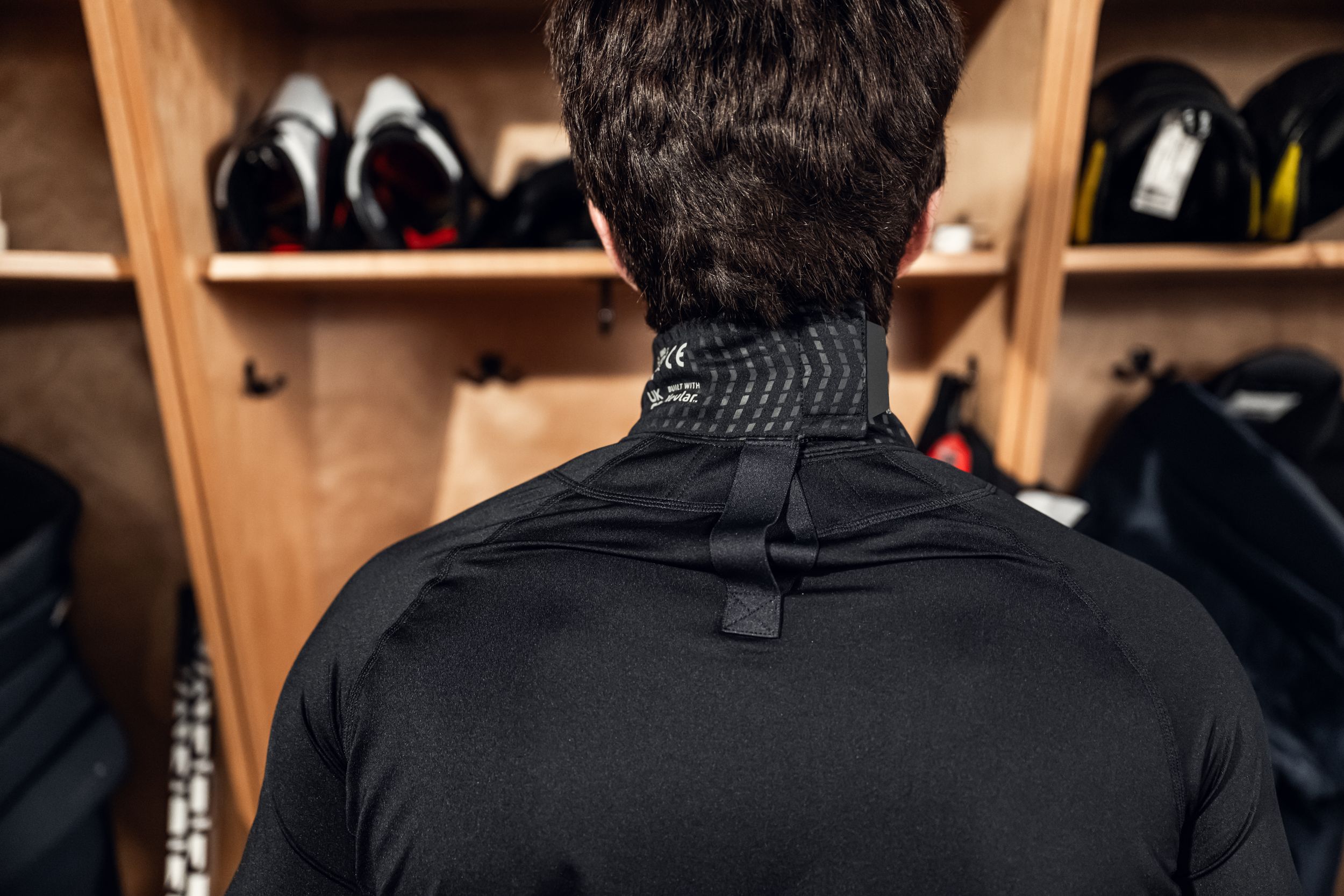 Bauer Long Sleeve Neck Protect Senior Base Layer