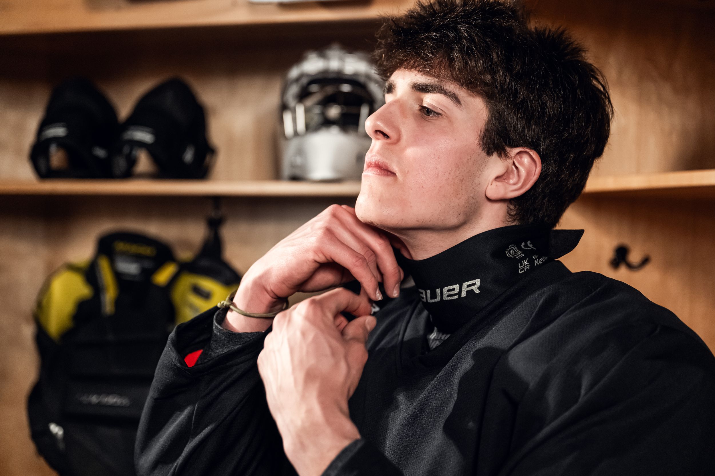 Bauer NG21 Prem Senior Neckguard Collar