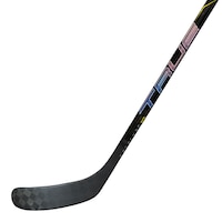 True Catalyst 5X3 Grip Senior Hockey Stick CloseUp