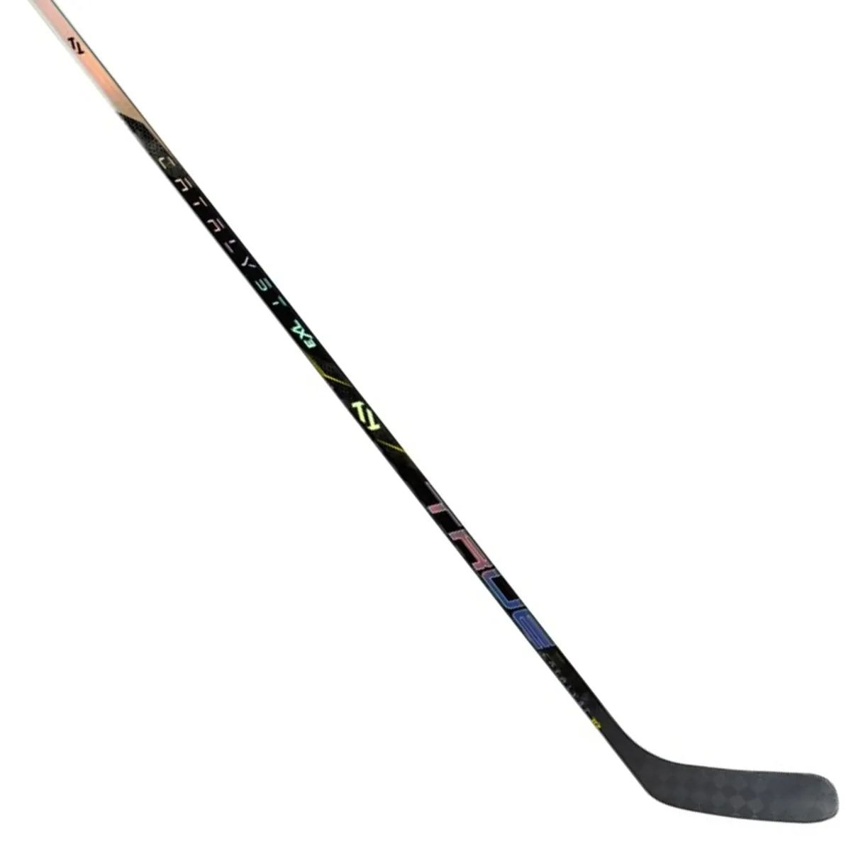True Catalyst 7X3 Grip Senior Hockey Stick, Carbon Fiber, Mid Kick