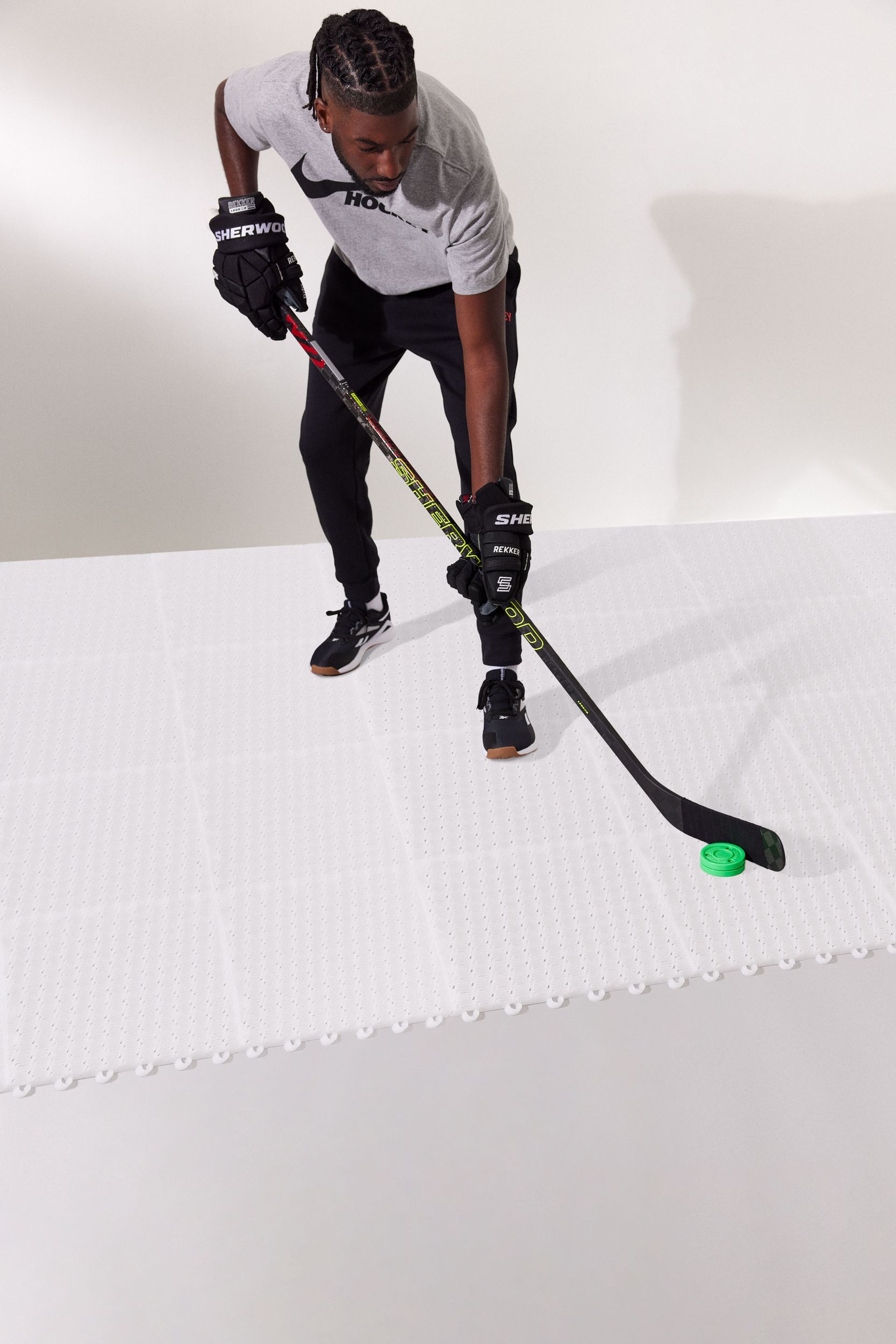 Sherwood Hockey Tile - 12pk Overhead_Plunge