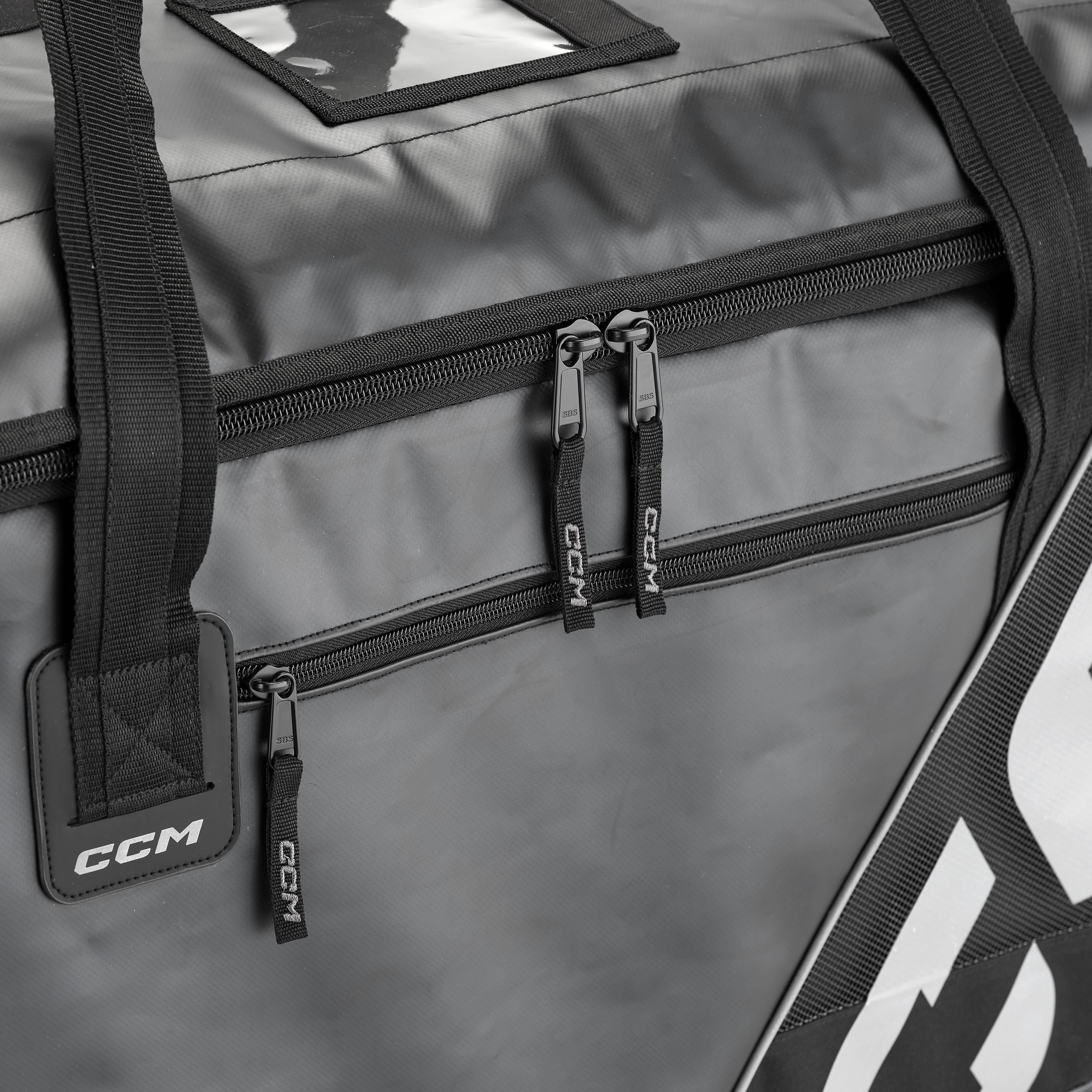 CCM 550 Player 37 Inch Hockey Carry Bag Front_Angled_Right