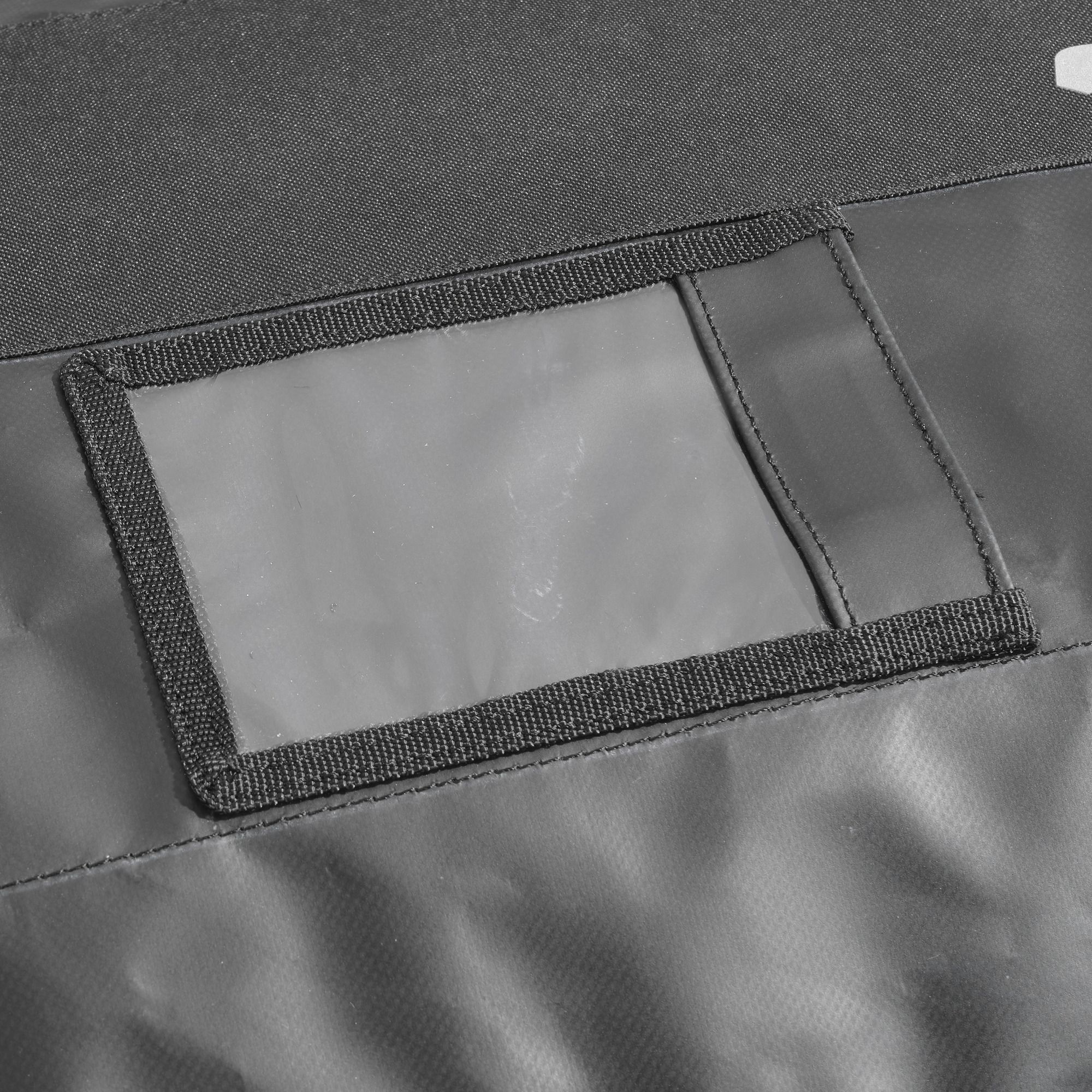 CCM 580 Player 32 Inch Hockey Wheel Bag CloseUp