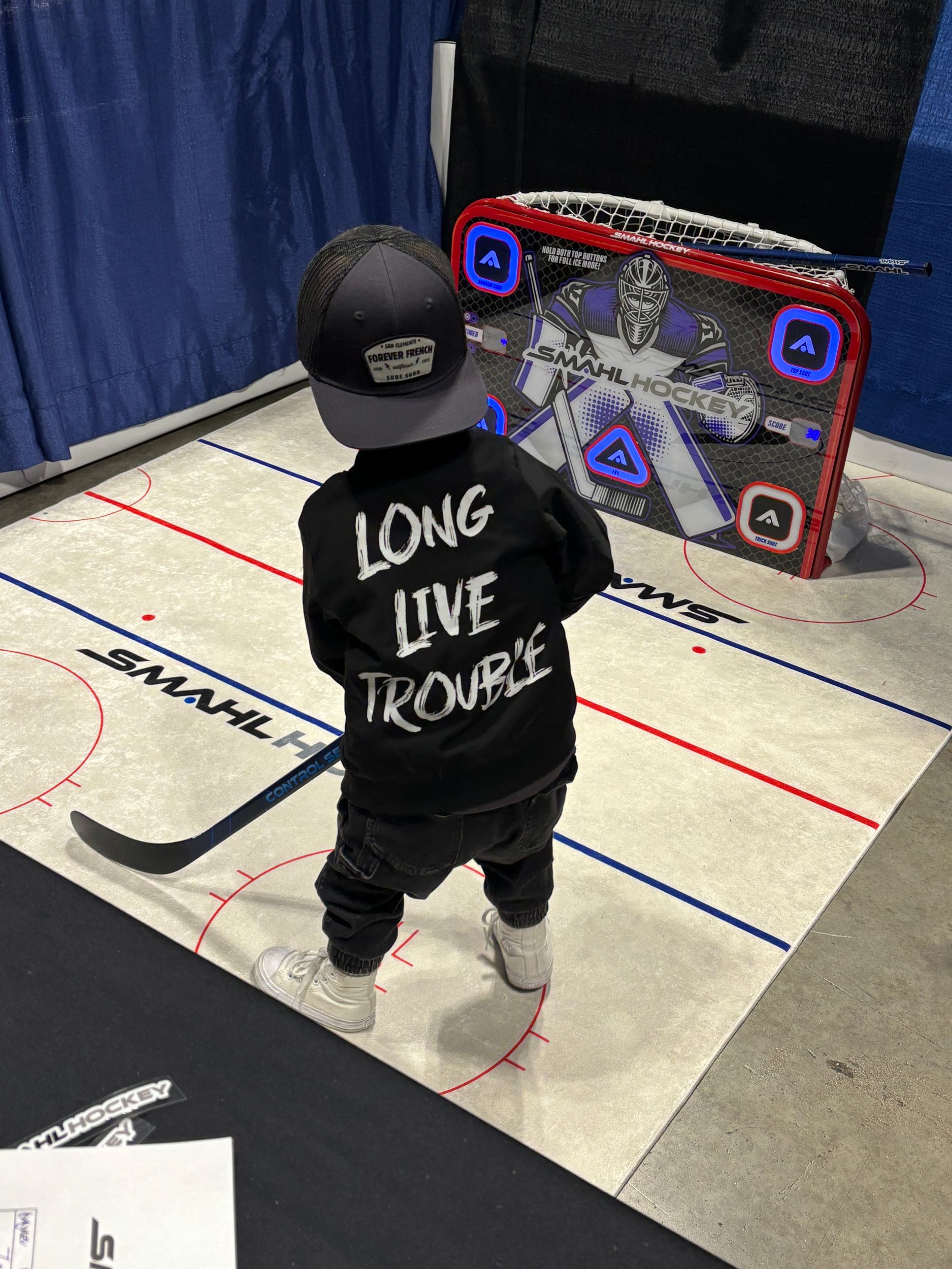 SMAHL Mini Hockey Net System Overhead_Plunge