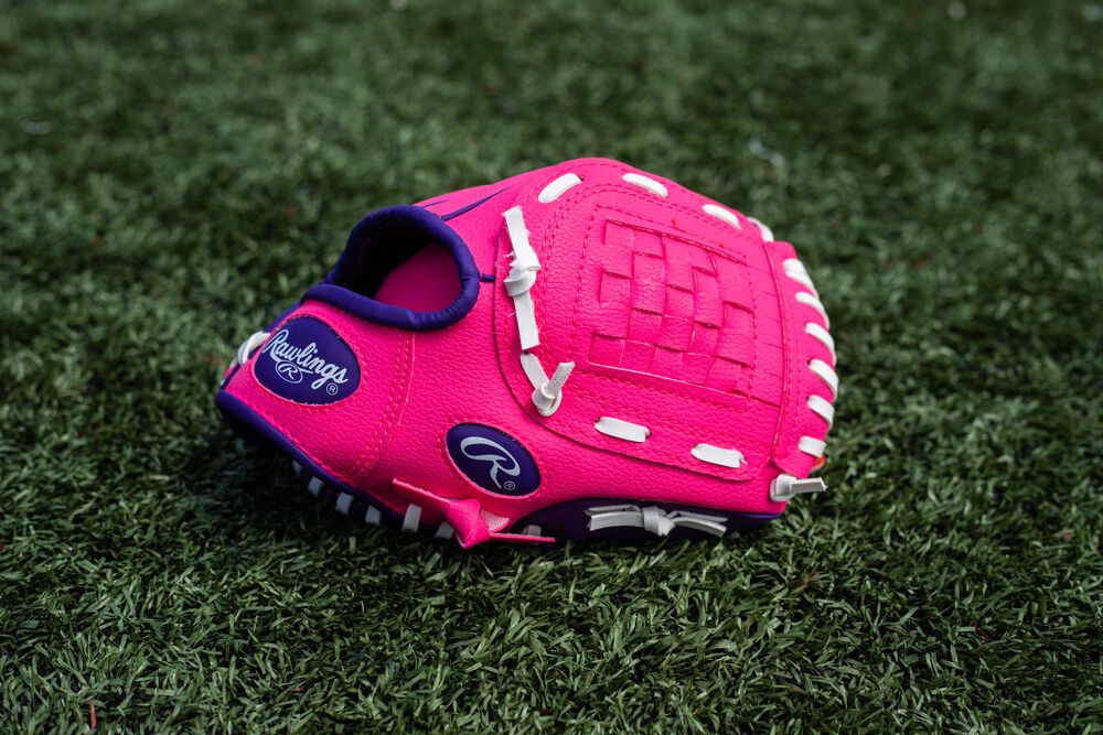 Rawlings Kids Players Series 9" Baseball/Softball Glove With Ball