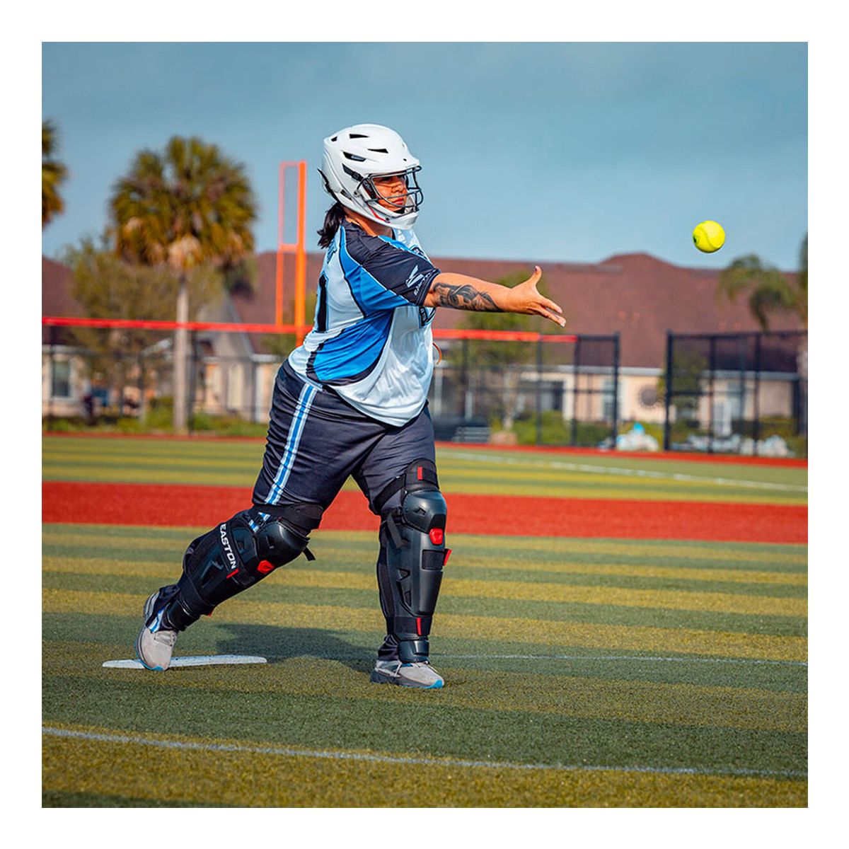 Easton Hellcat Softball Leg Guards