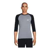 Nike Dri-FIT 3/4 Baseball Sleeve Top Front_Flat