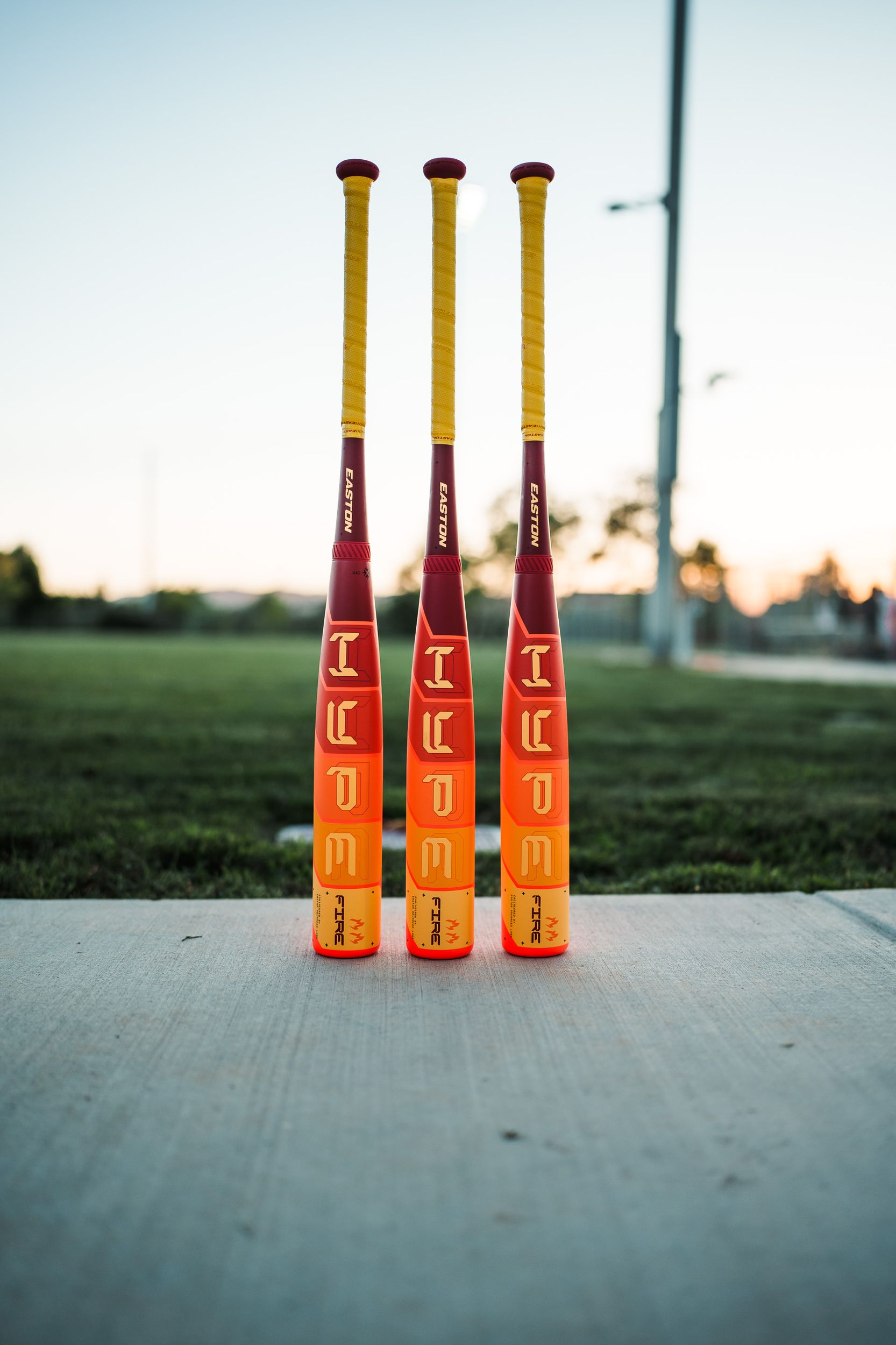 Easton Hype Fire 2 USABB 2-5/8 Inch (-10) Baseball Bat