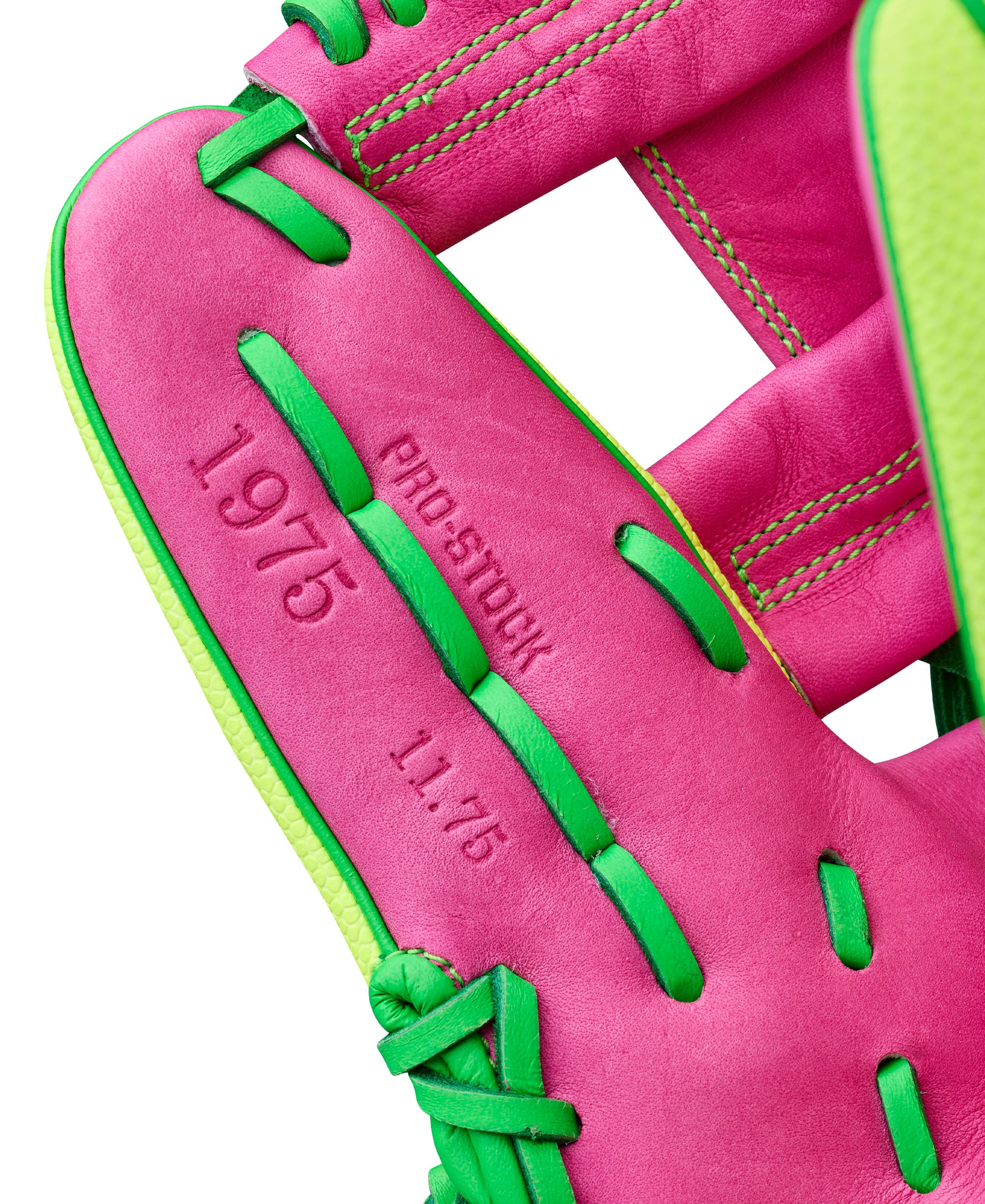 Wilson A2000 1975SS 11.75 Inch Senior Right Hand Baseball Fielder Glove