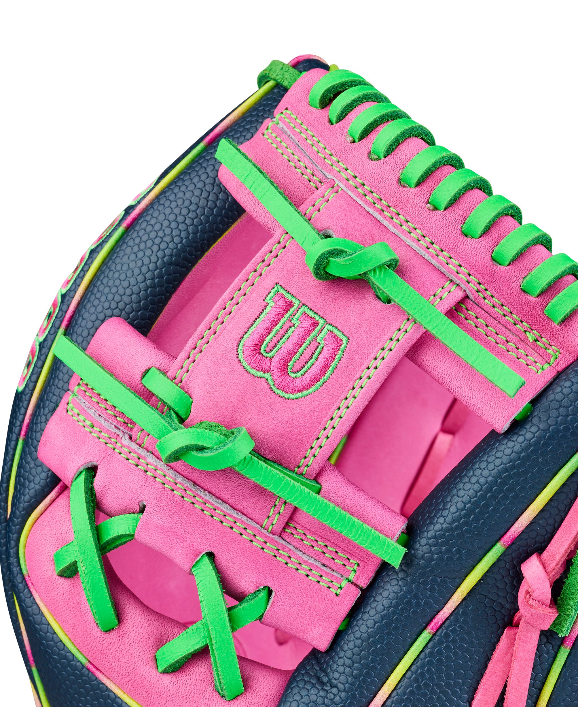 Wilson A2000 1724SS 11.5 Inch Senior Right Hand Baseball Fielder Glove
