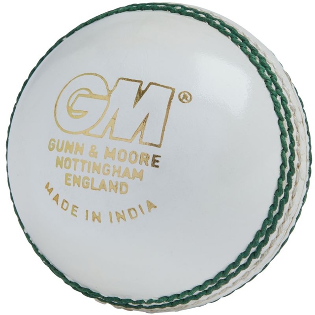 Gunn & Moore Chrome Grade 1 Club White Cricket Ball Front_Angled_Left