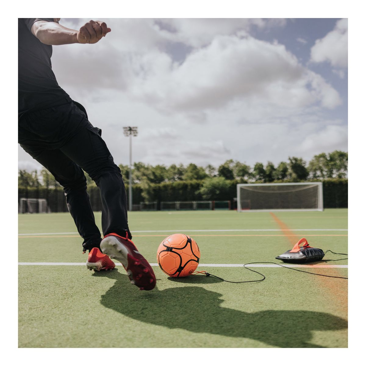 Football Flick Urban Return Ball Composite_or_Mixed