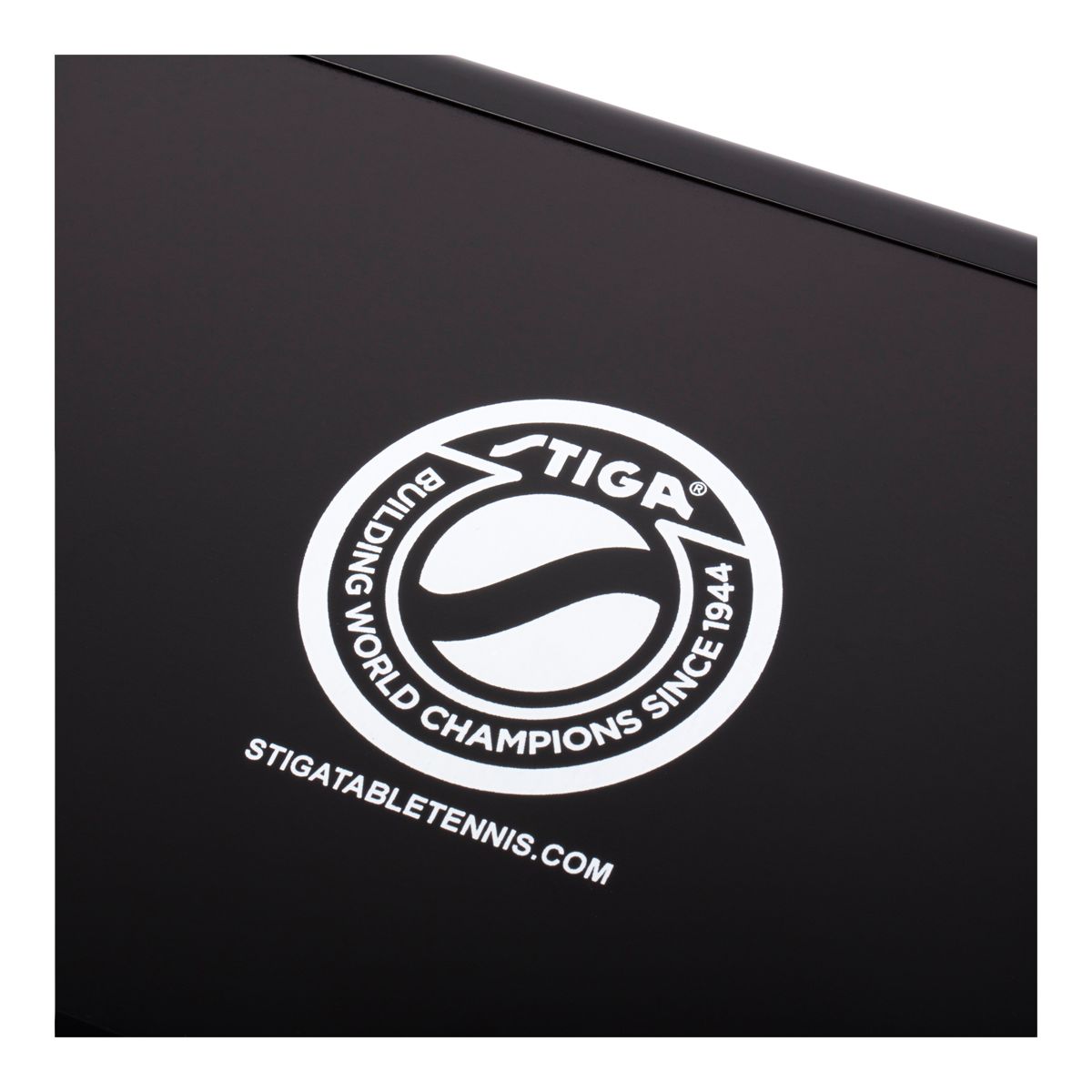 Escalade Stiga Aluminum Table Tennis Racket Case CloseUp