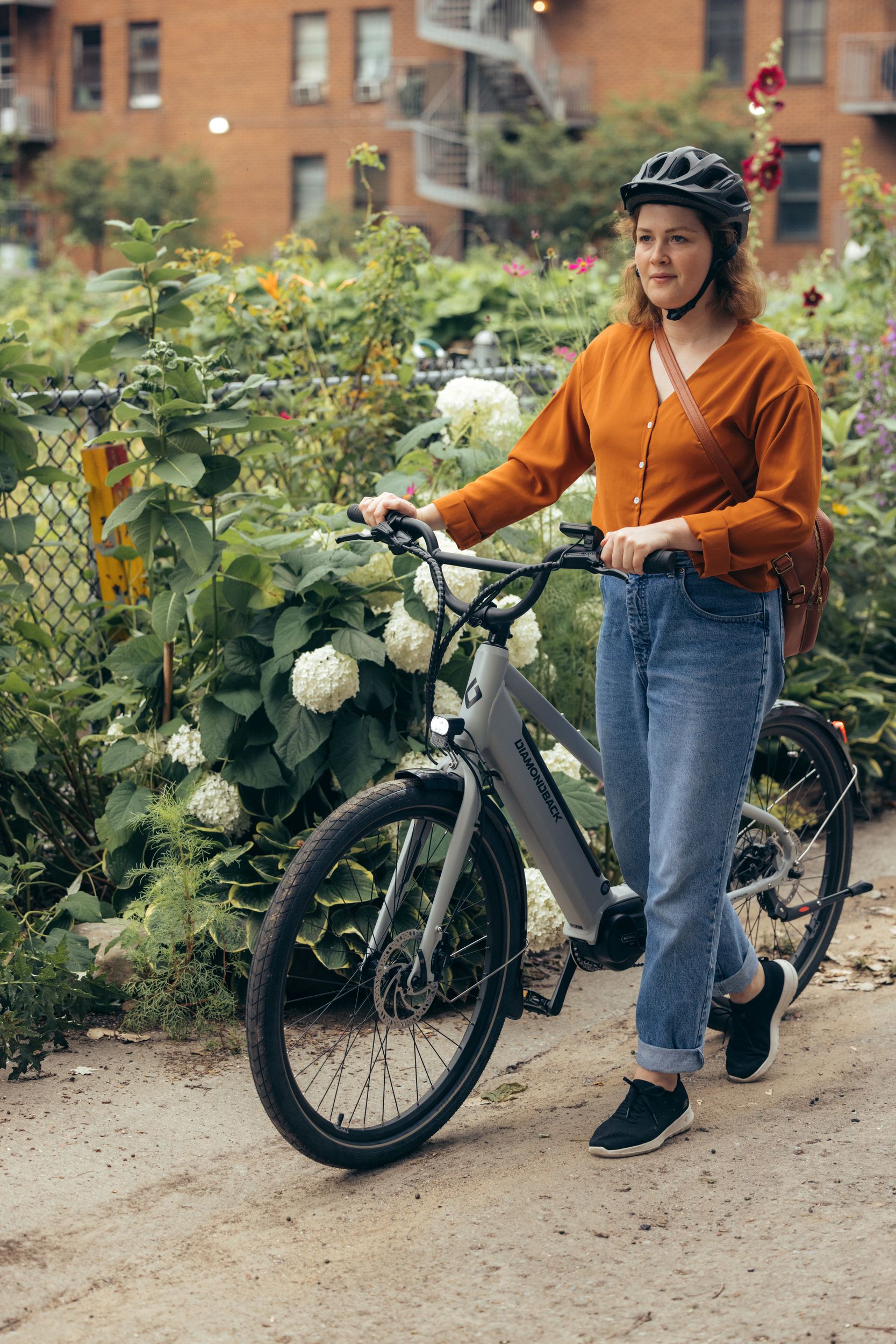 DIAMONDBACK GREENWAY E 27.5 CITY EBIKE (Q123)