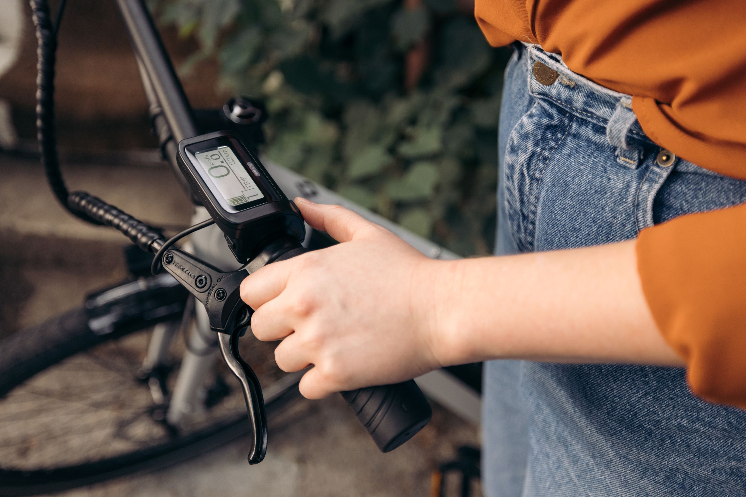 DIAMONDBACK GREENWAY E 27.5 CITY EBIKE (Q123)