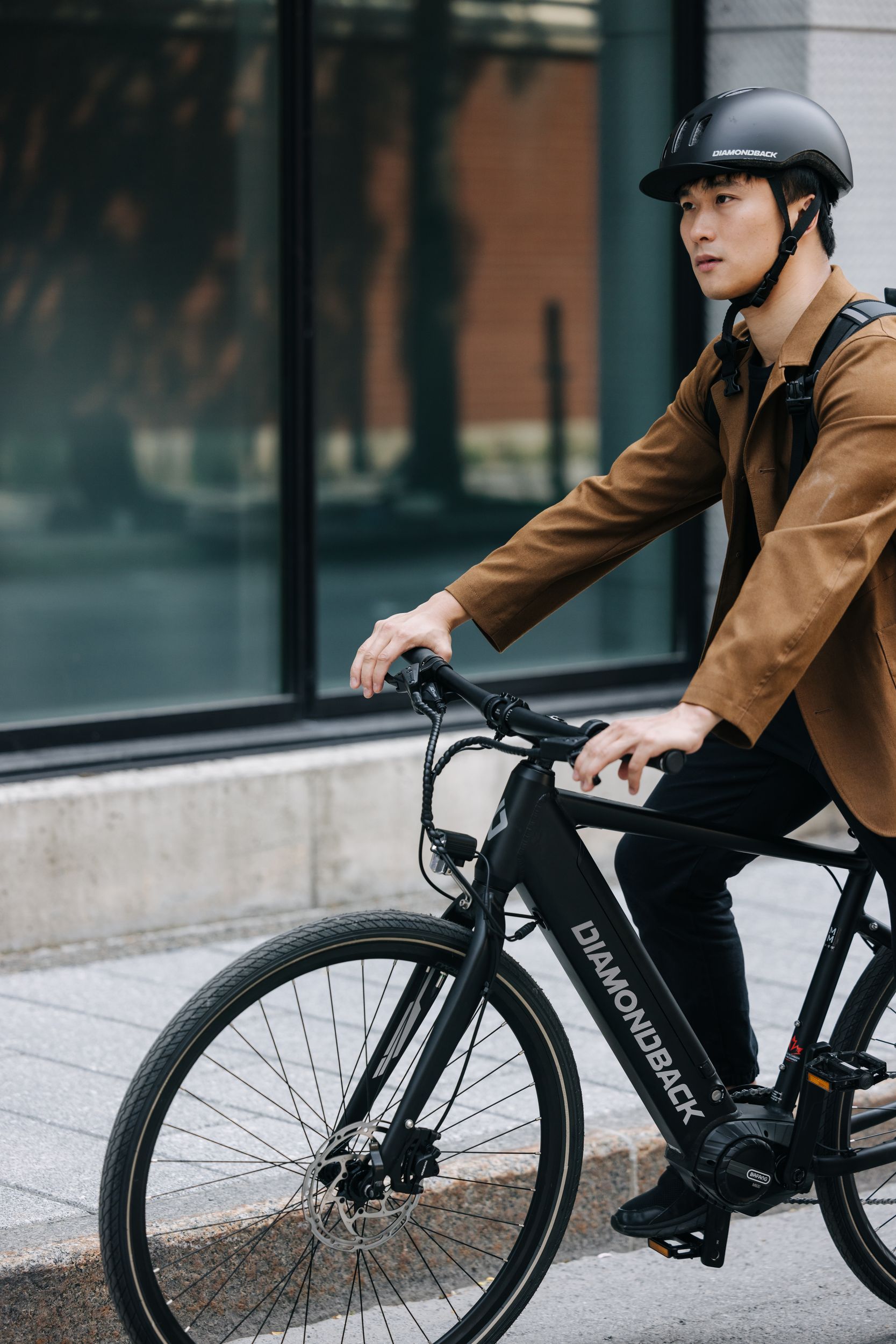 DIAMONDBACK NORDET 700C FLATBAR EBIKE (Q123)