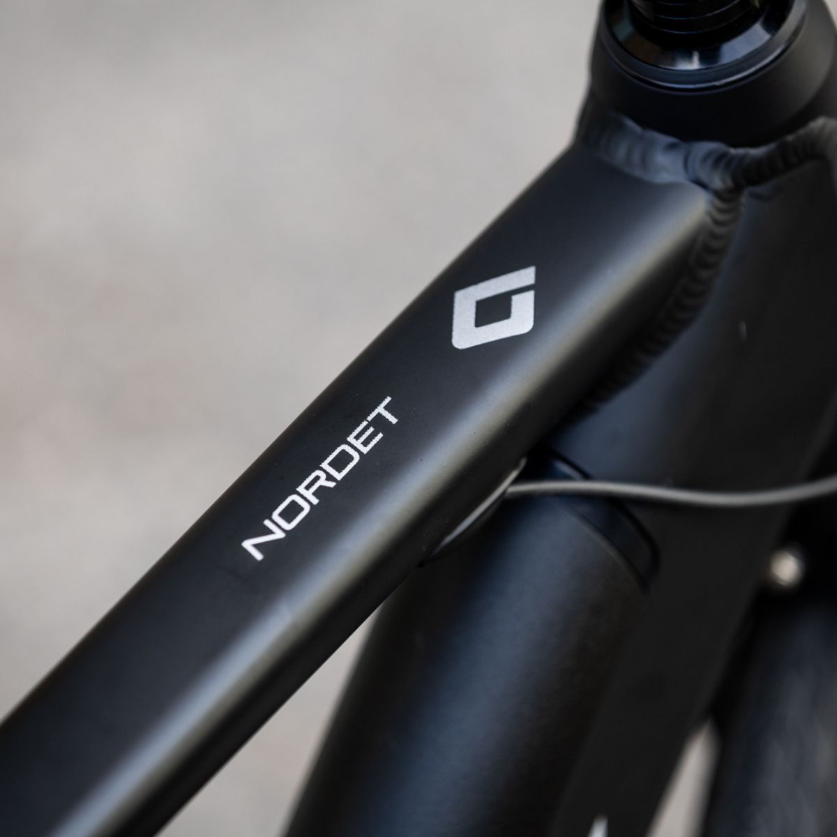 DIAMONDBACK NORDET 700C FLATBAR EBIKE (Q123)