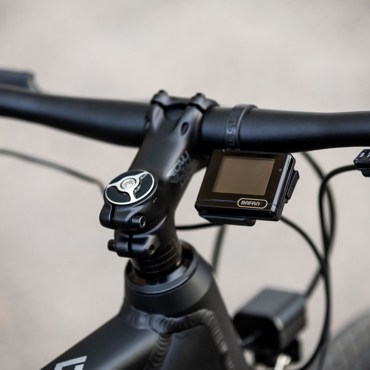 DIAMONDBACK NORDET 700C FLATBAR EBIKE (Q123)