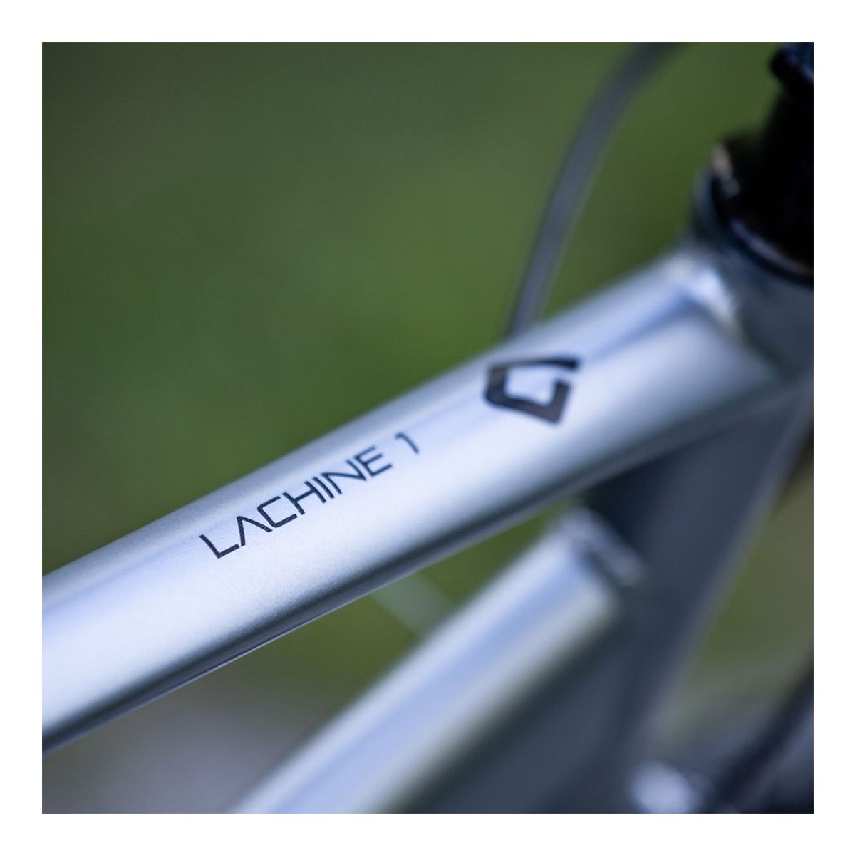 Diamondback Lachine 1 700c Hybrid Bike, 7 Speed, Aluminum, V-Brakes, Hardtail