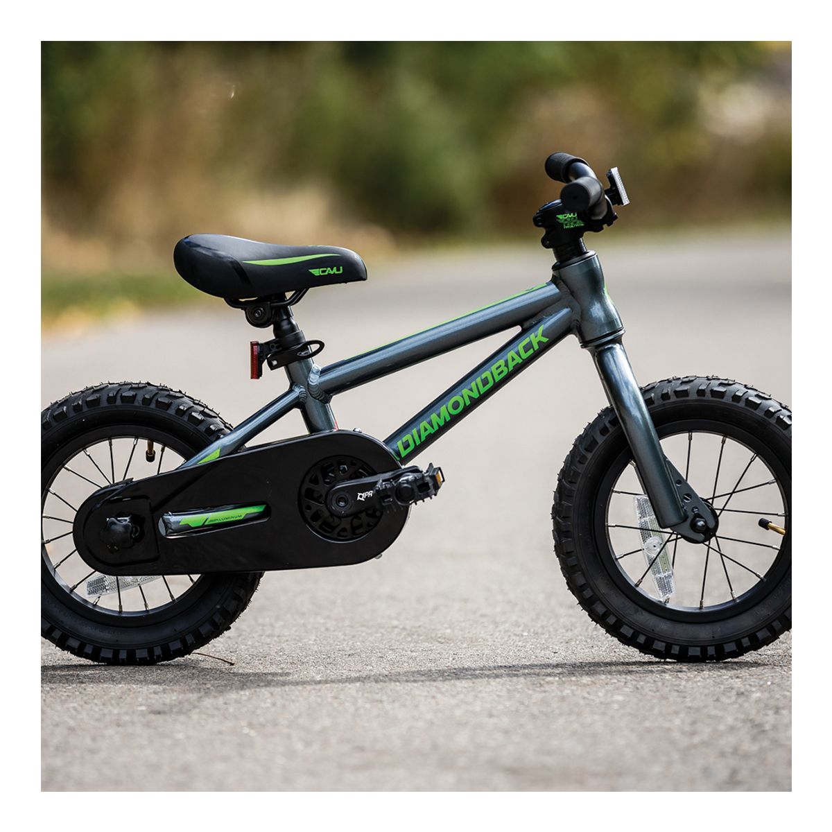 Diamondback Frenzy 12" Junior Mountain Bike CloseUp