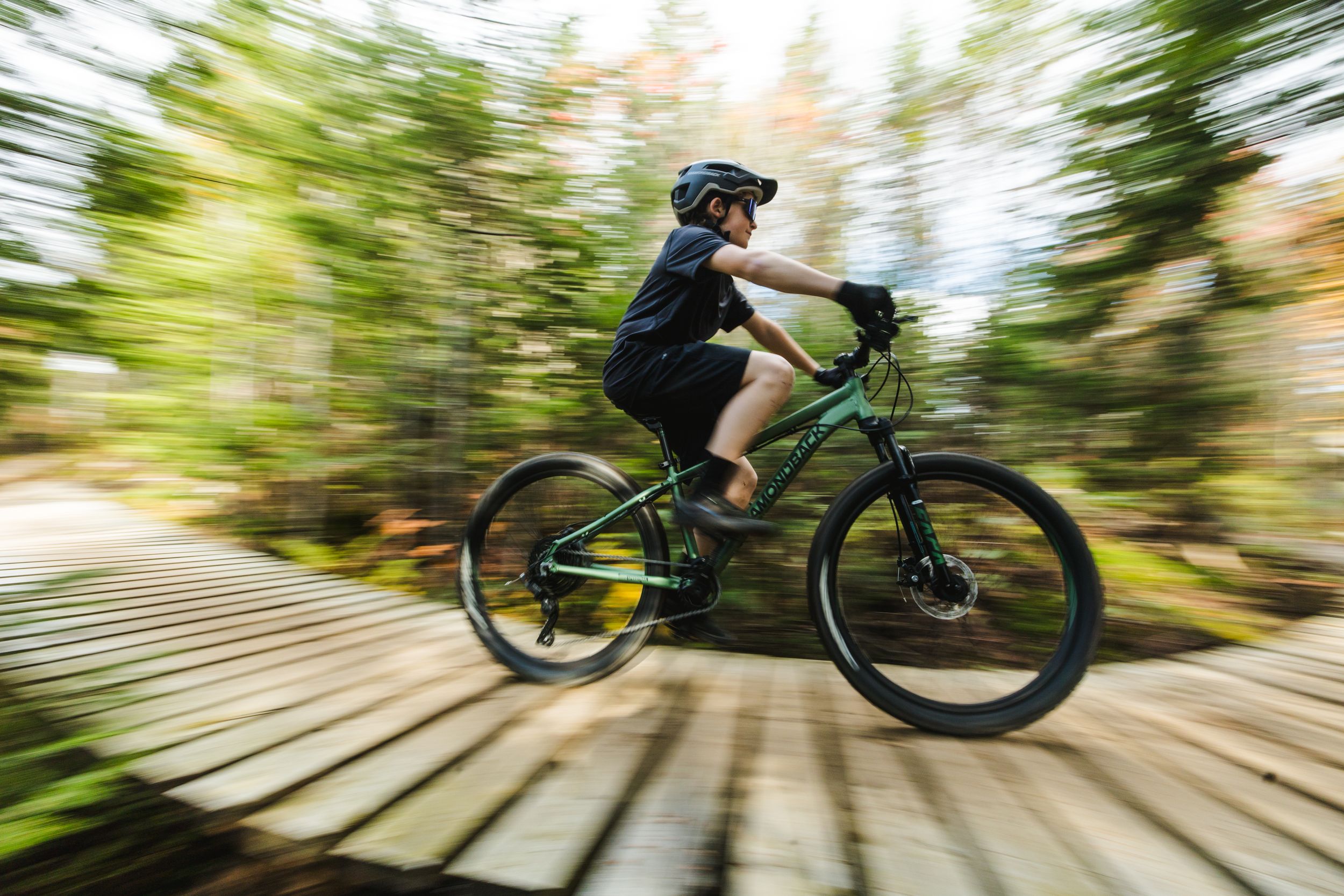 Diamondback Speedtrail 26" Youth Mountain Bike Side_Right