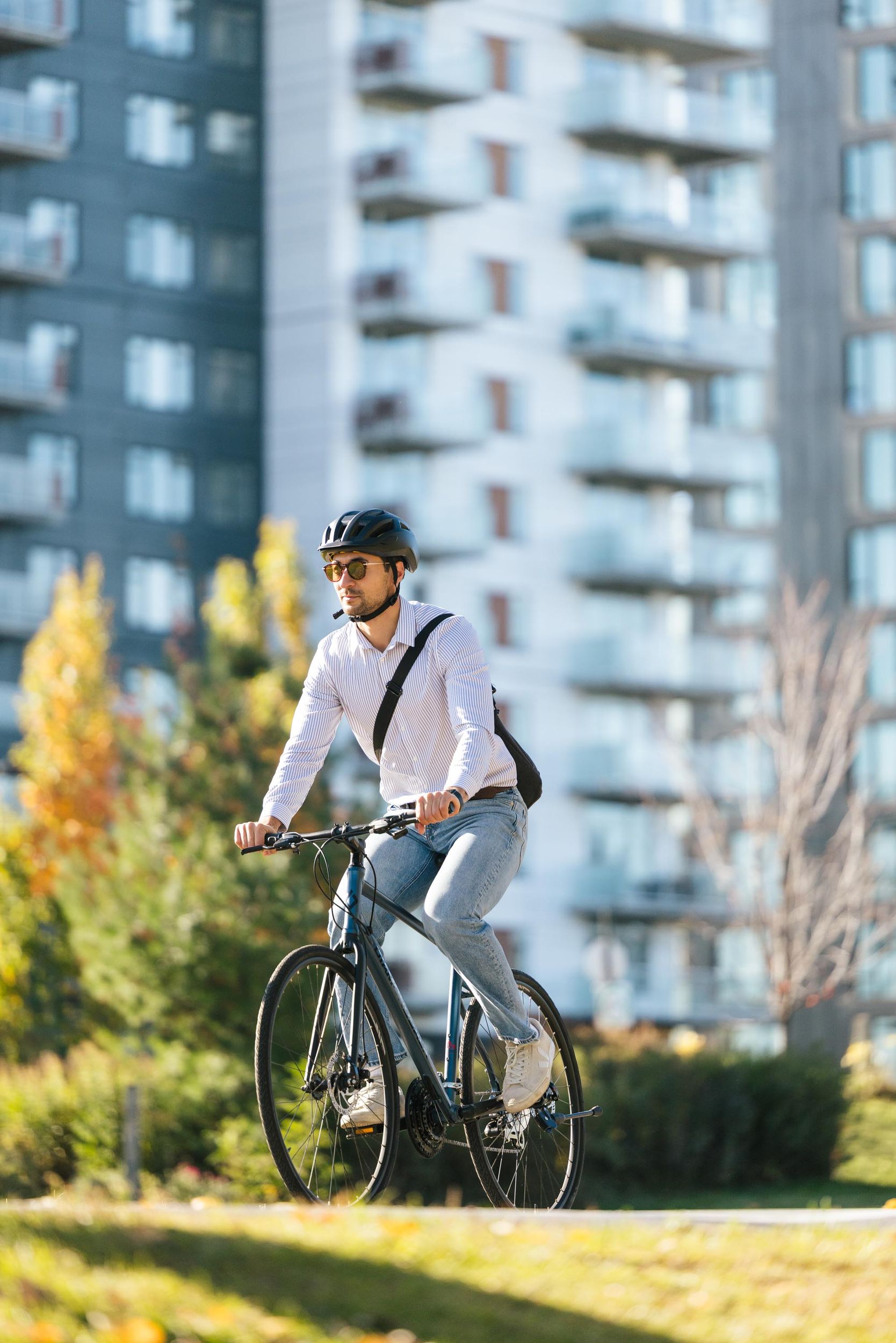 Diamondback Lachine 3.2 700C Men's Hybrid Bike