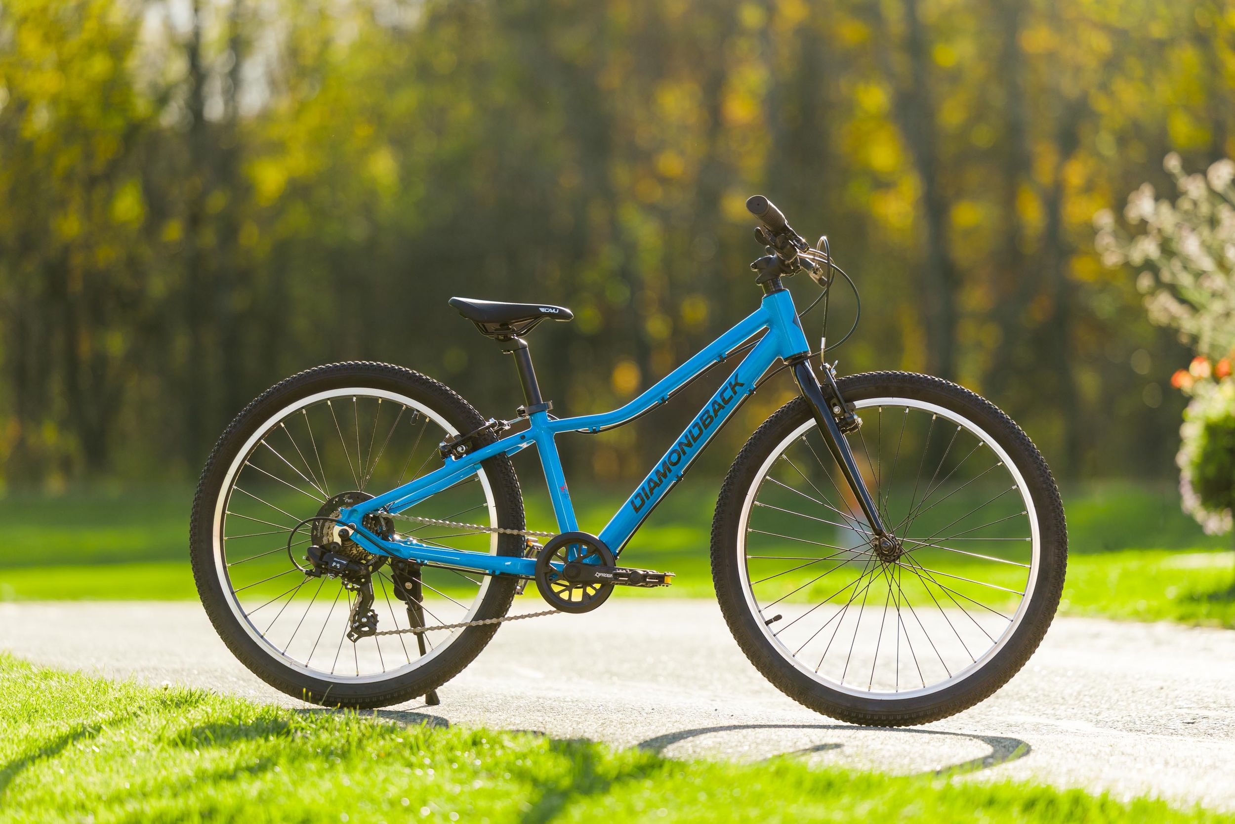 Diamondback Revolve 24 Inch Junior Mountain Bike Side_Right