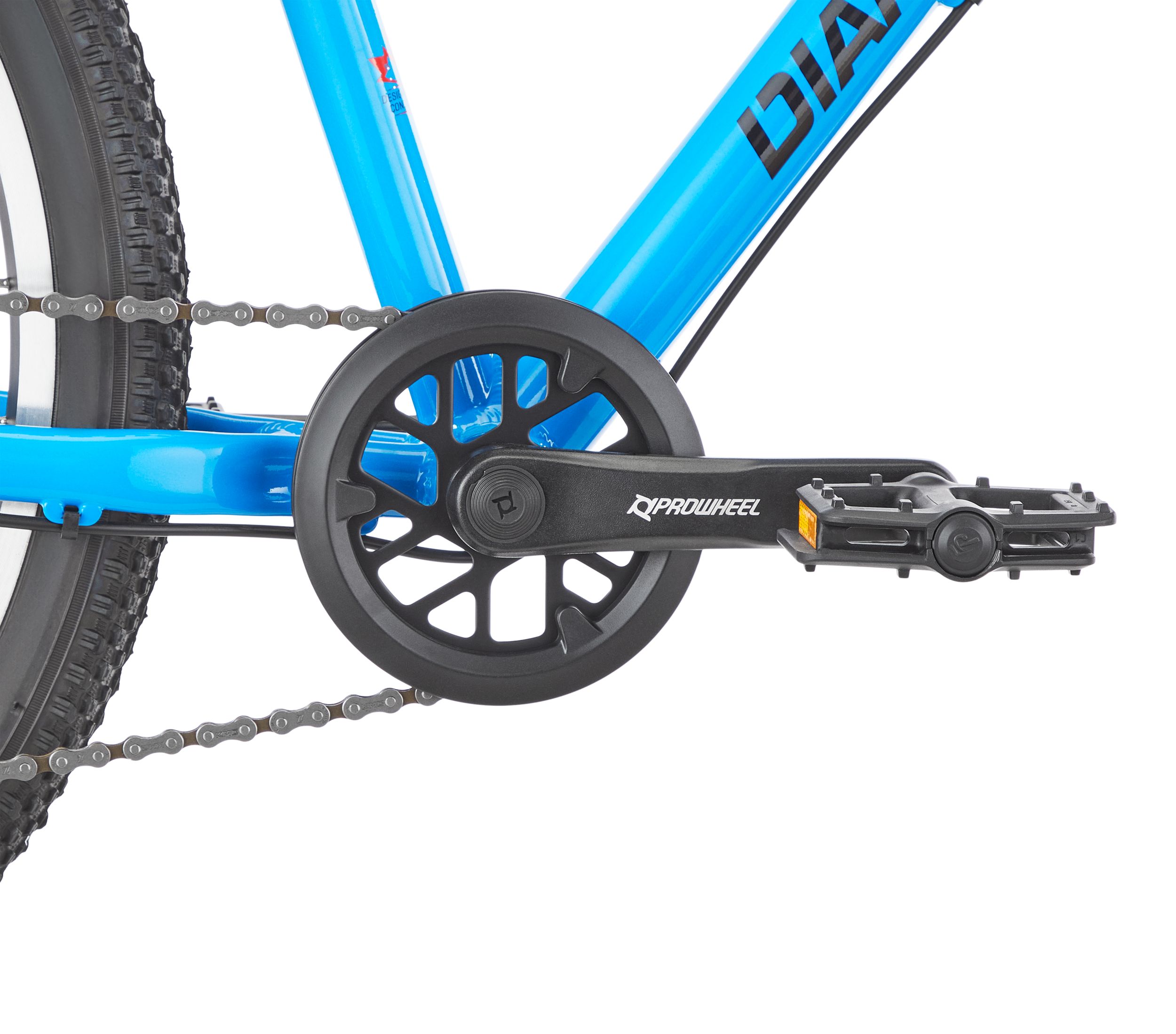 Diamondback Revolve 24 Inch Junior Mountain Bike CloseUp
