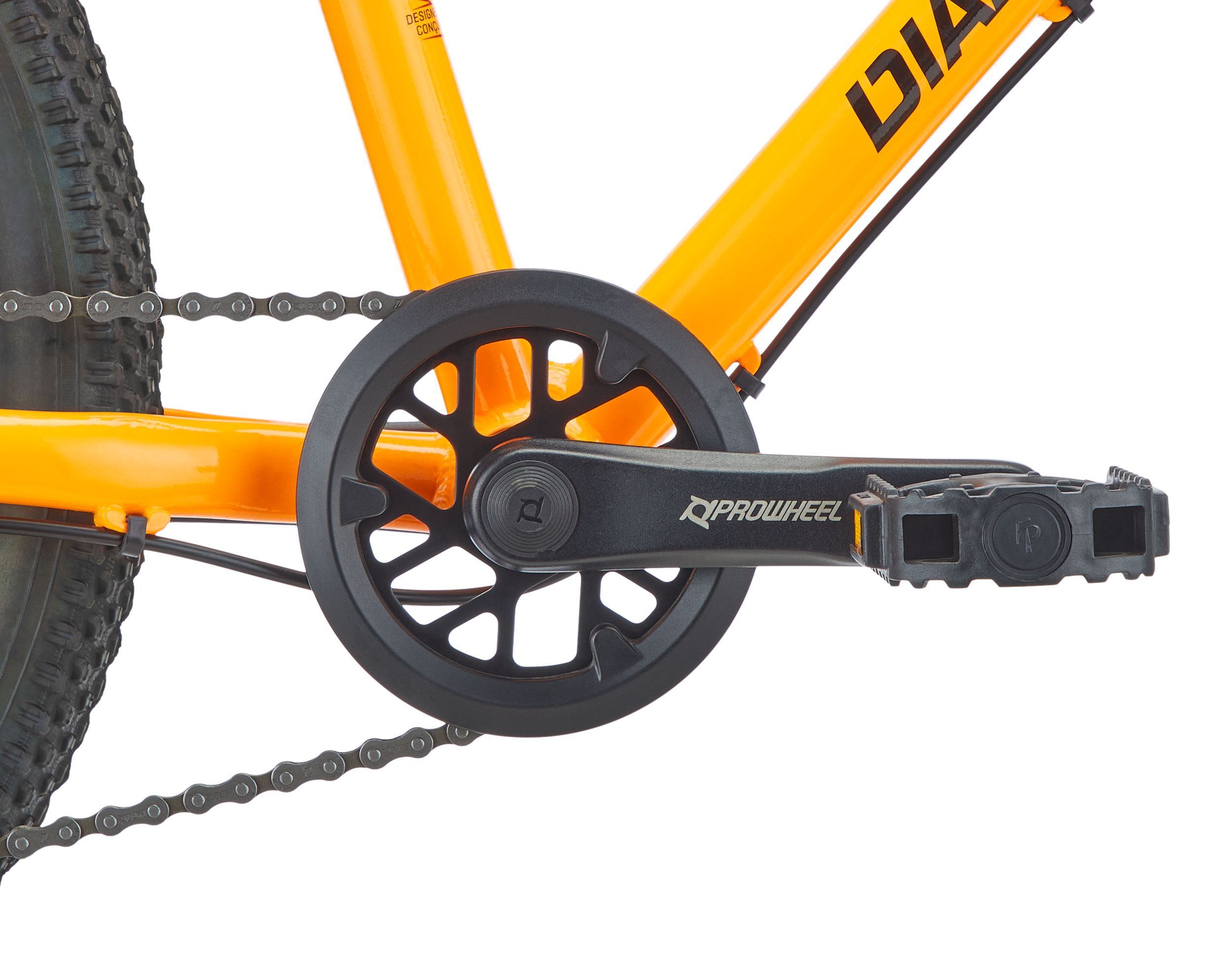 Diamondback Revolve 20 Inch Junior Mountain Bike CloseUp