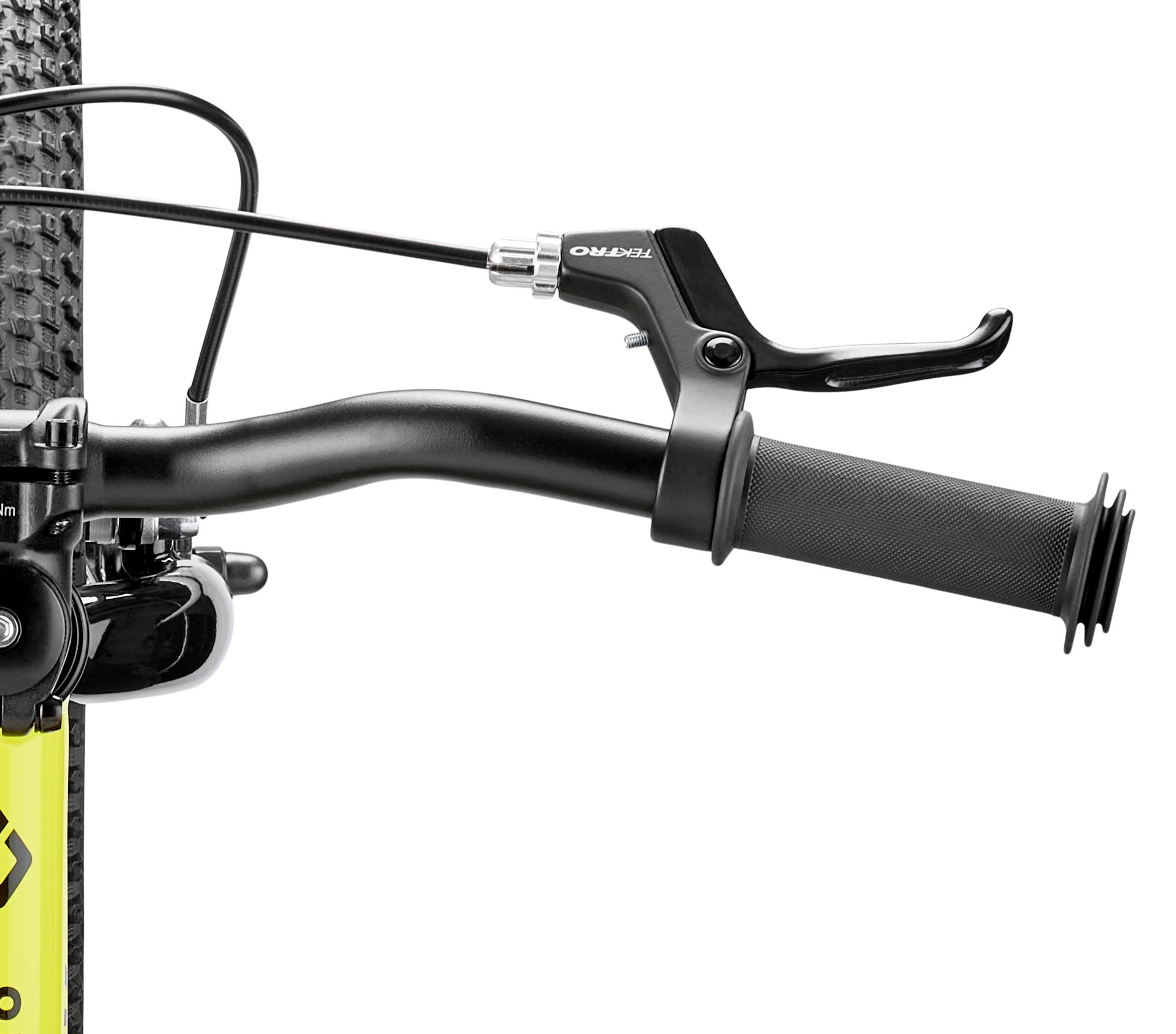 Diamondback Revolve 16 Inch Junior Mountain Bike CloseUp