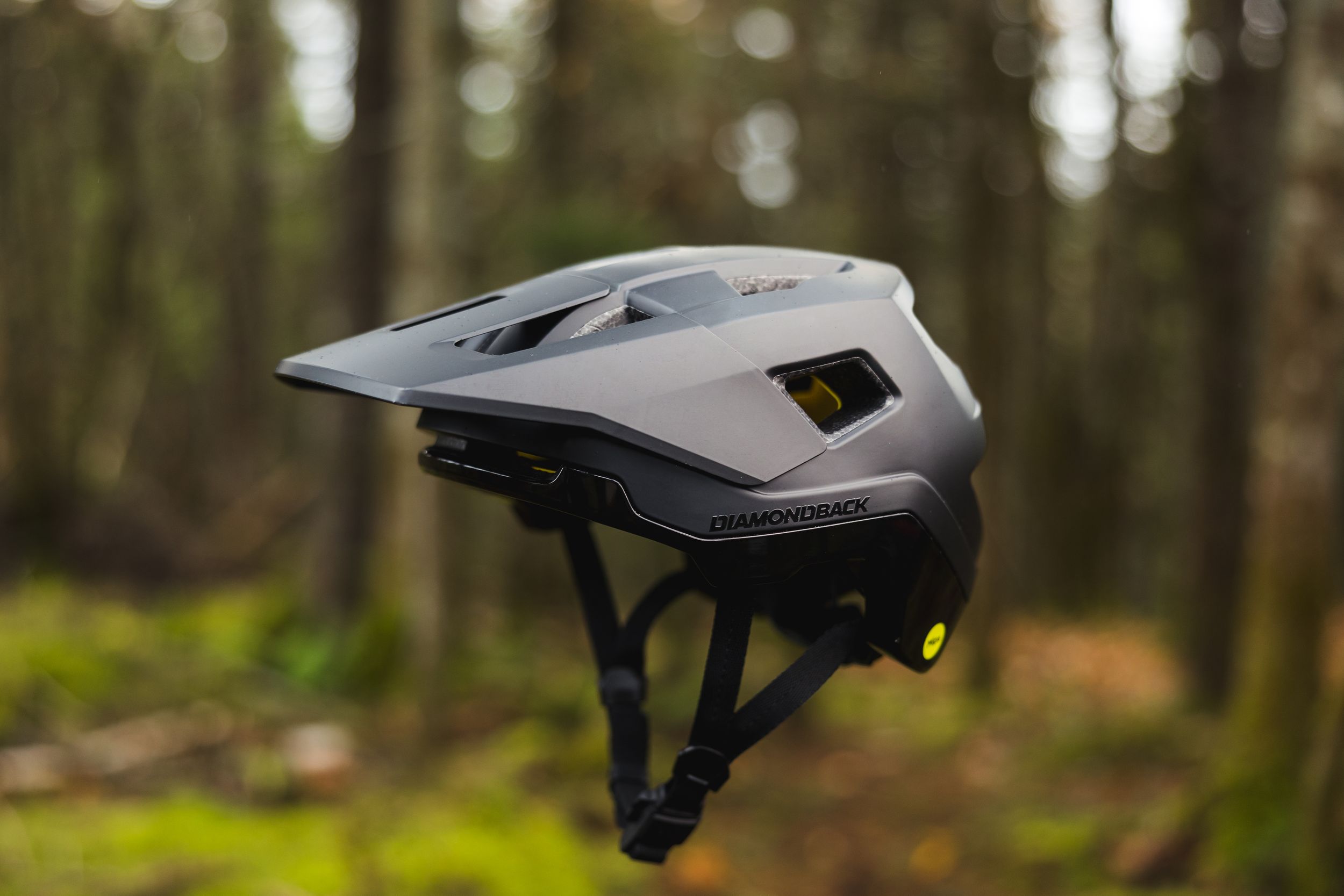 Diamondback Apex MIPS Men's Bike Helmet