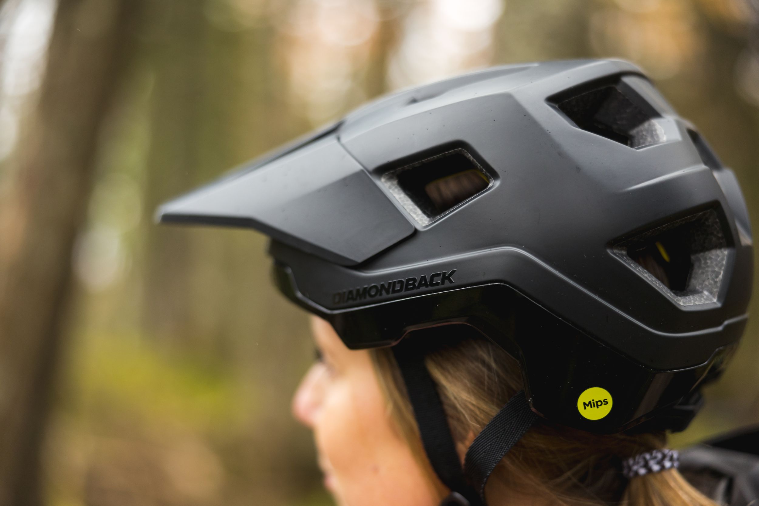 Diamondback Apex MIPS Men's Bike Helmet