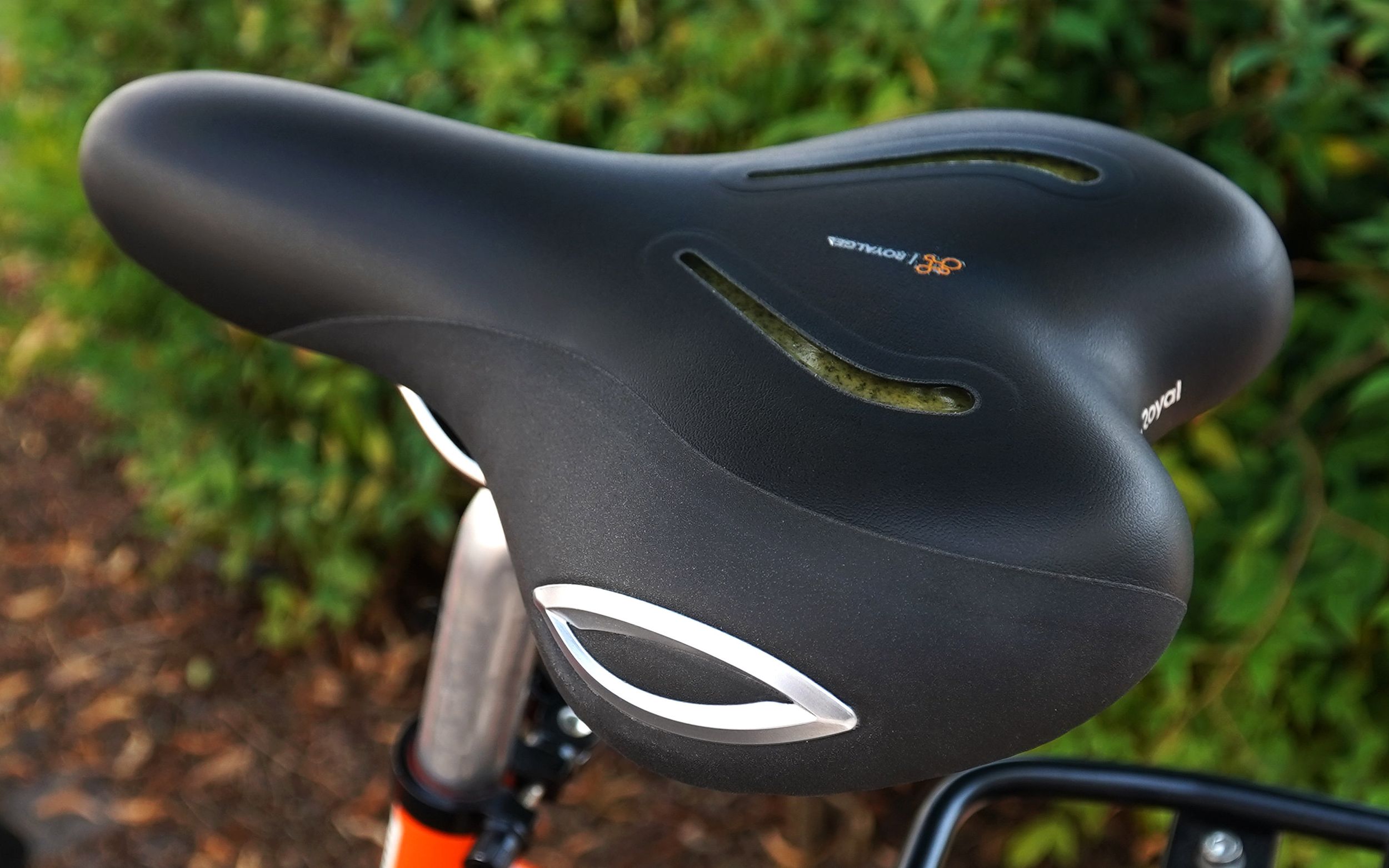 Selle Royal Lookin Moderate Comfortable Bike Saddle with Royalgel Padding