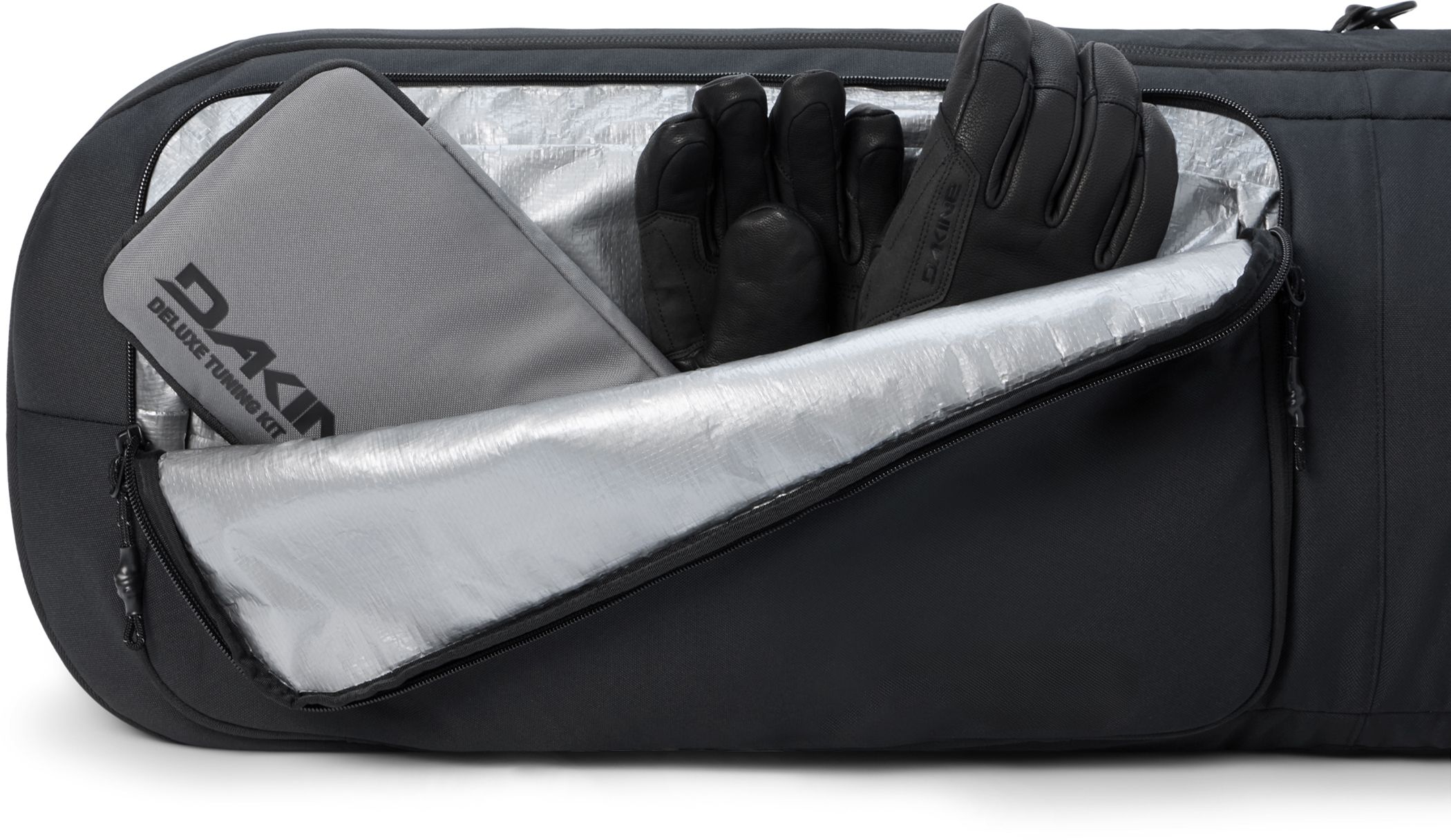 Dakine Tour Snowboard Bag CloseUp