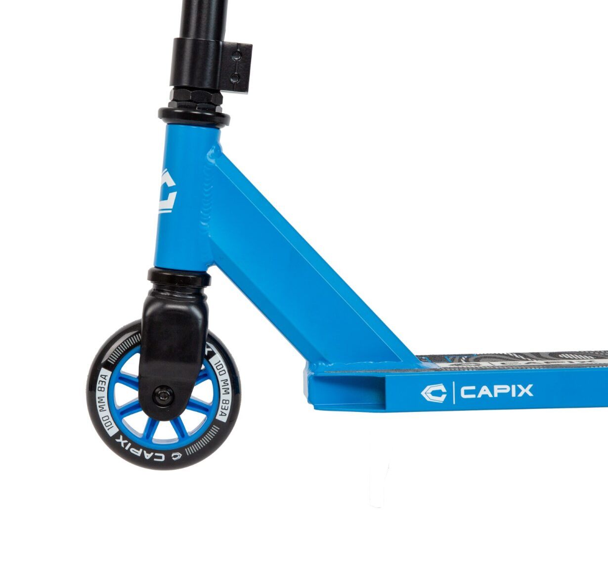 Capix RVRT Junior Scooter CloseUp