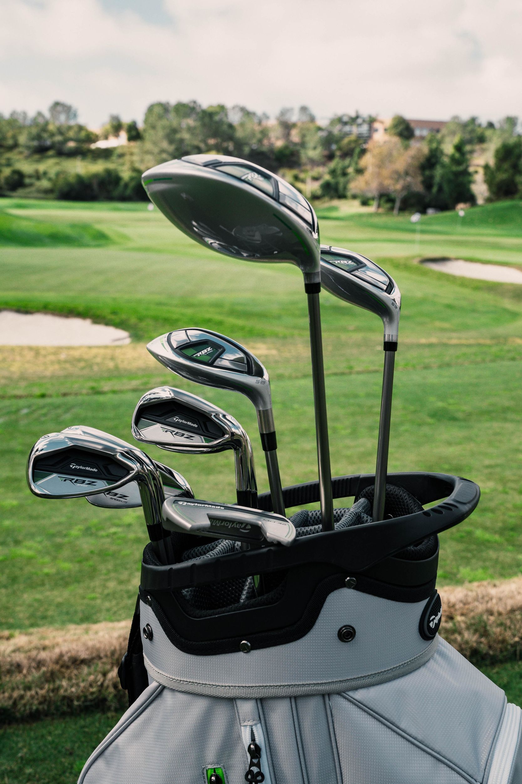 TaylorMade RBZ SpeedLite Golf Club Set