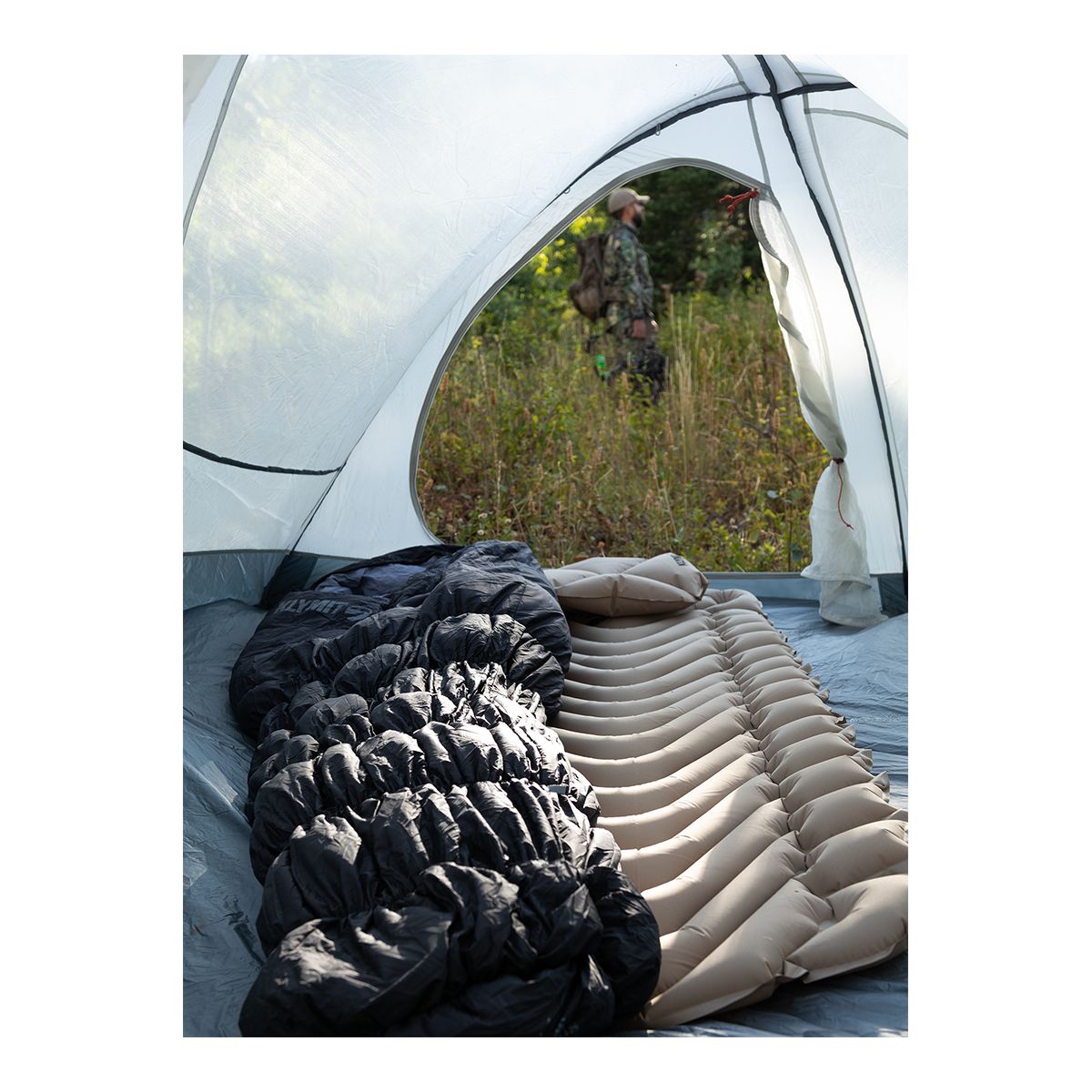 Klymit Static V Luxe Insulated Sleeping Pad Front_Elevated