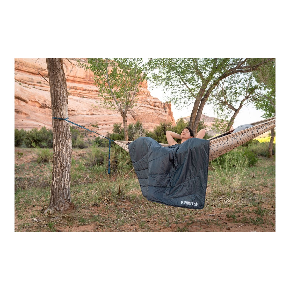 Klymit Horizon Travel Blanket Front_Angled_Left