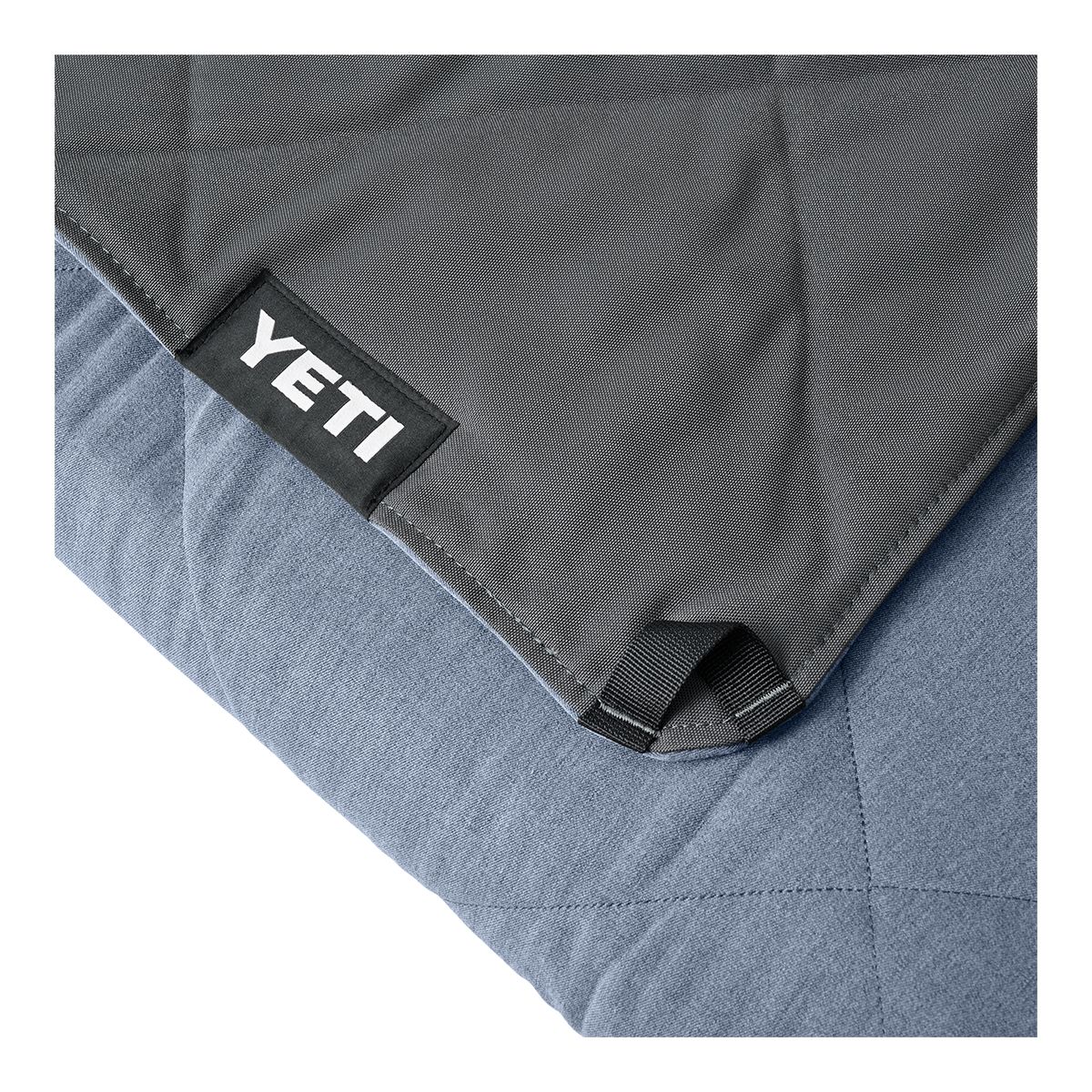 YETI Lowlands Blanket