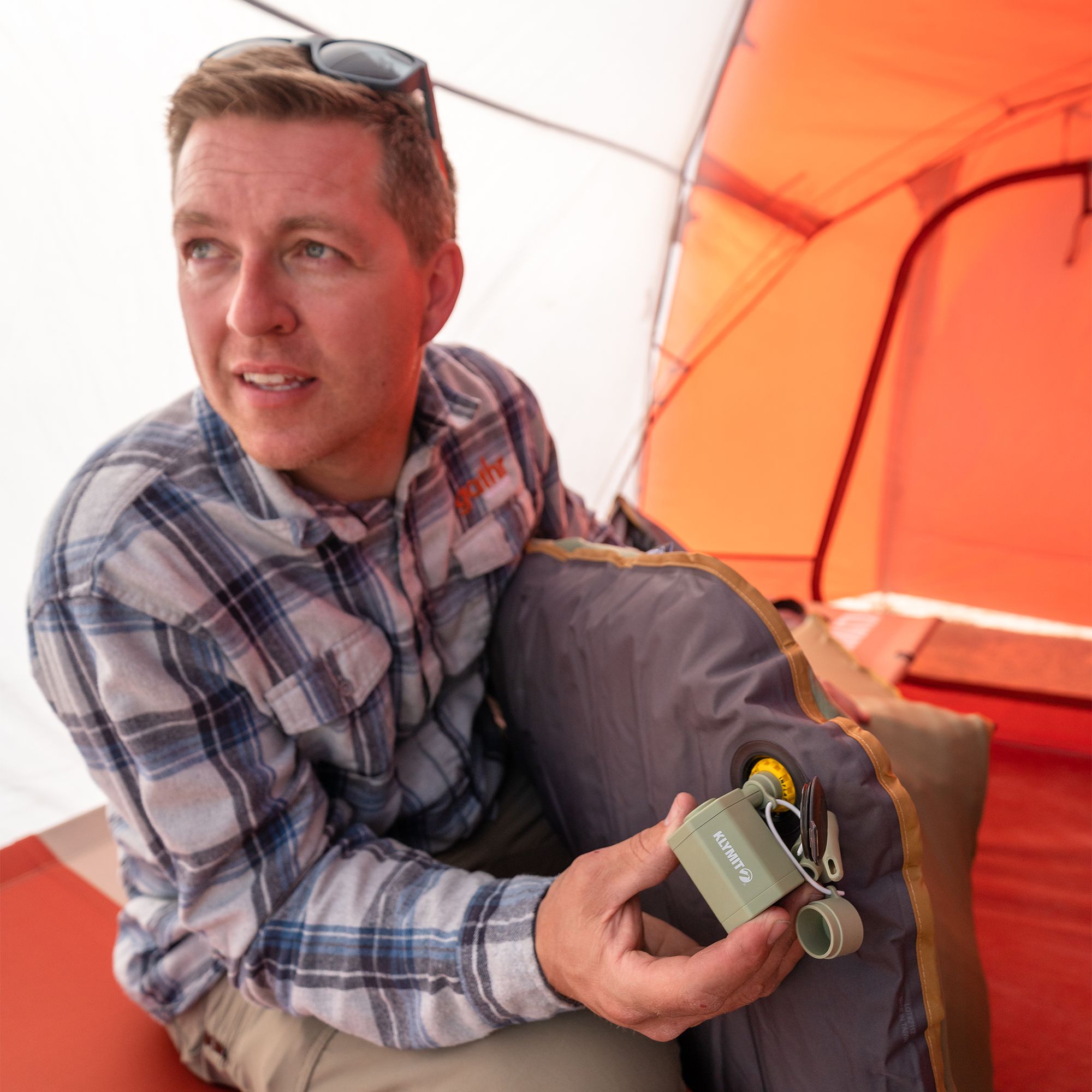 Klymit Tempest Rechargeable Electric Pump Front_Angled_Right