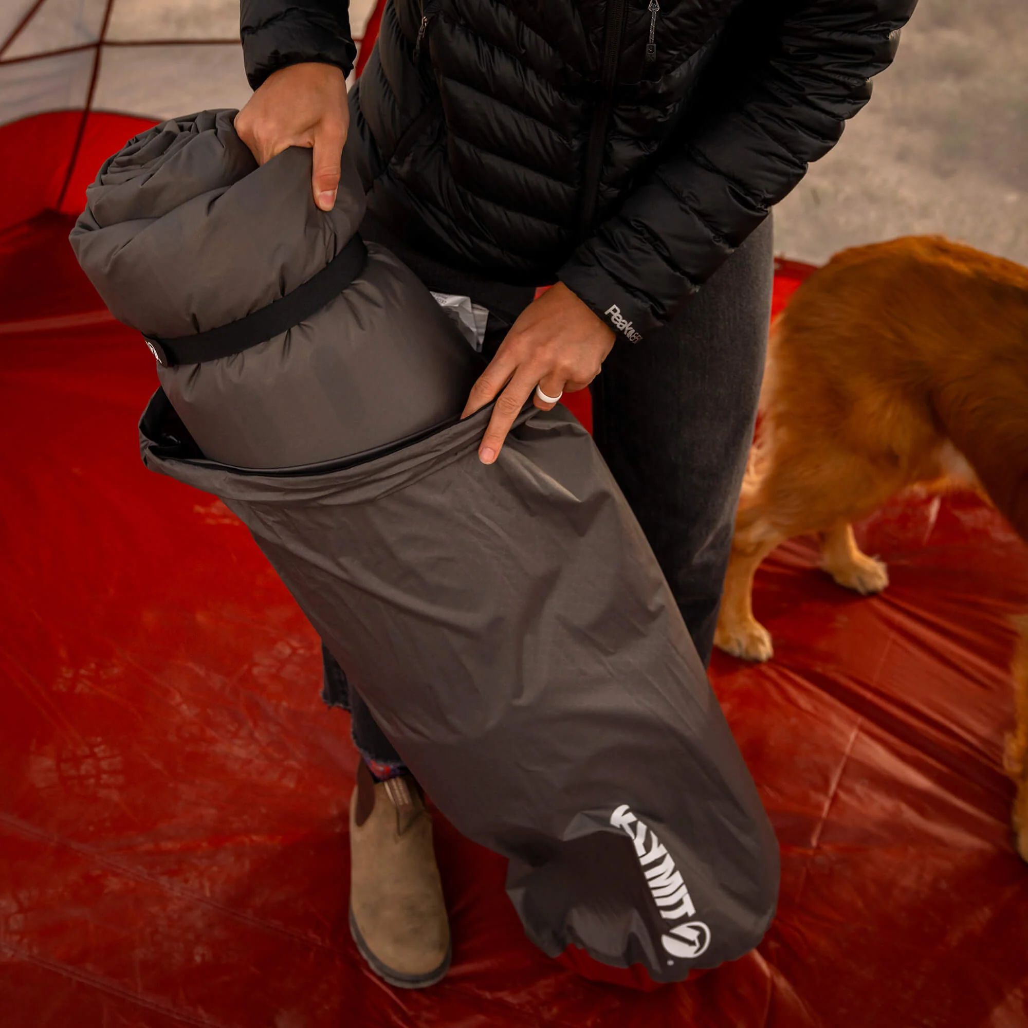 Klymit Klymaloft Insulated Double Sleeping Pad Overhead_Plunge