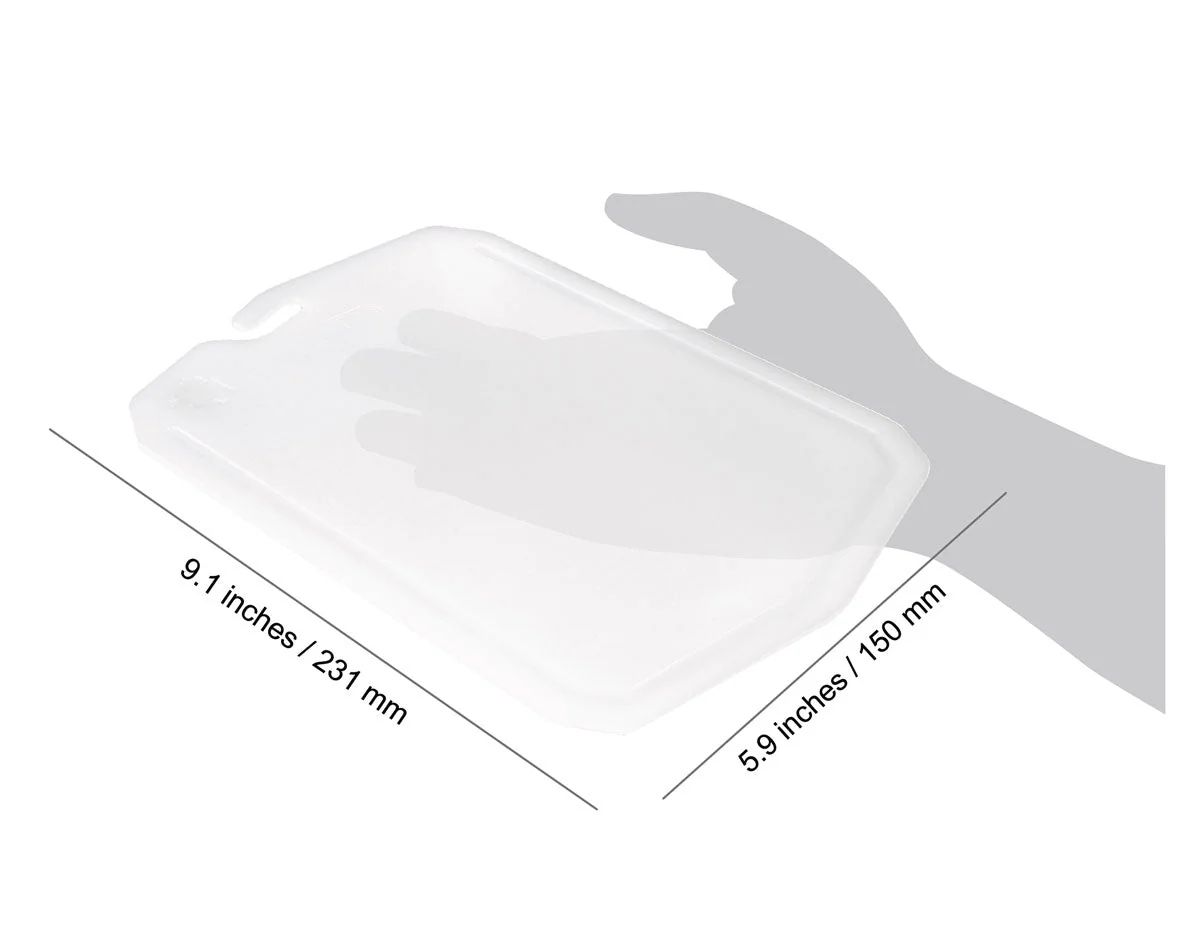 GSI Ultralight Small Cutting Board Overhead_Plunge