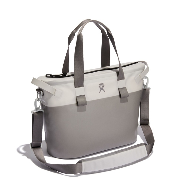 Hydro Flask 18L Day Escape™ Tote Soft Cooler Front_Angled_Right