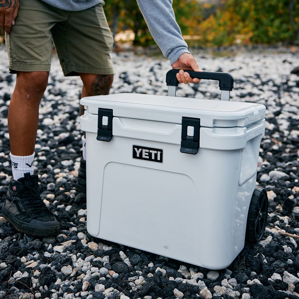YETI Roadie® 32 Wheeled Hard Cooler