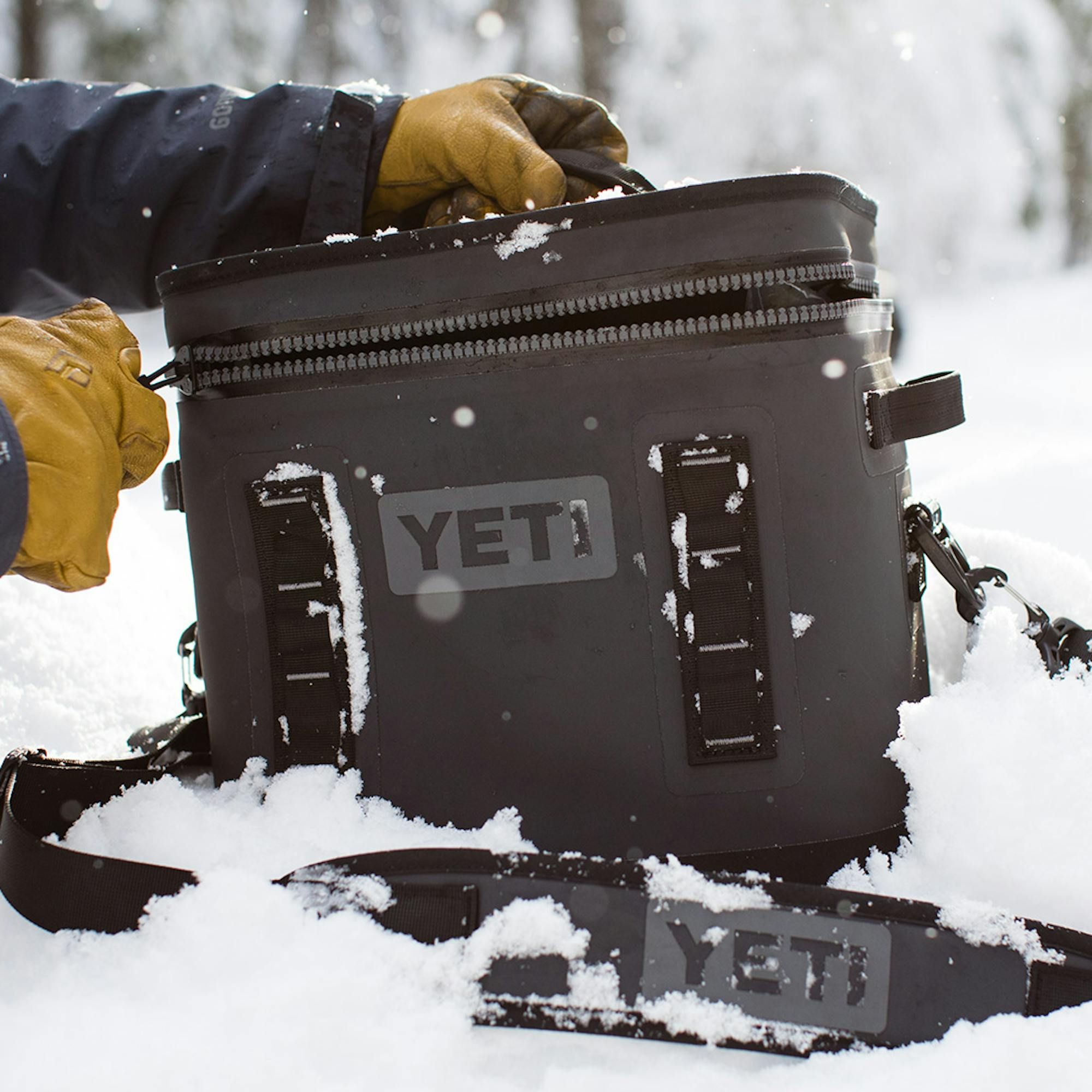 YETI Hopper Flip® 12 Soft Cooler Bag